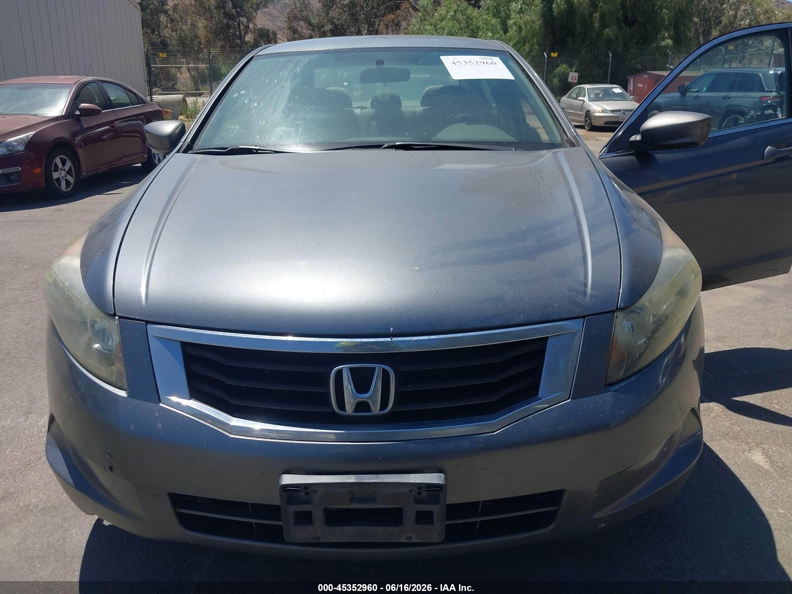 2010 Honda Accord 2.4 Lx Gray vin: 1HGCP2F31AA155241