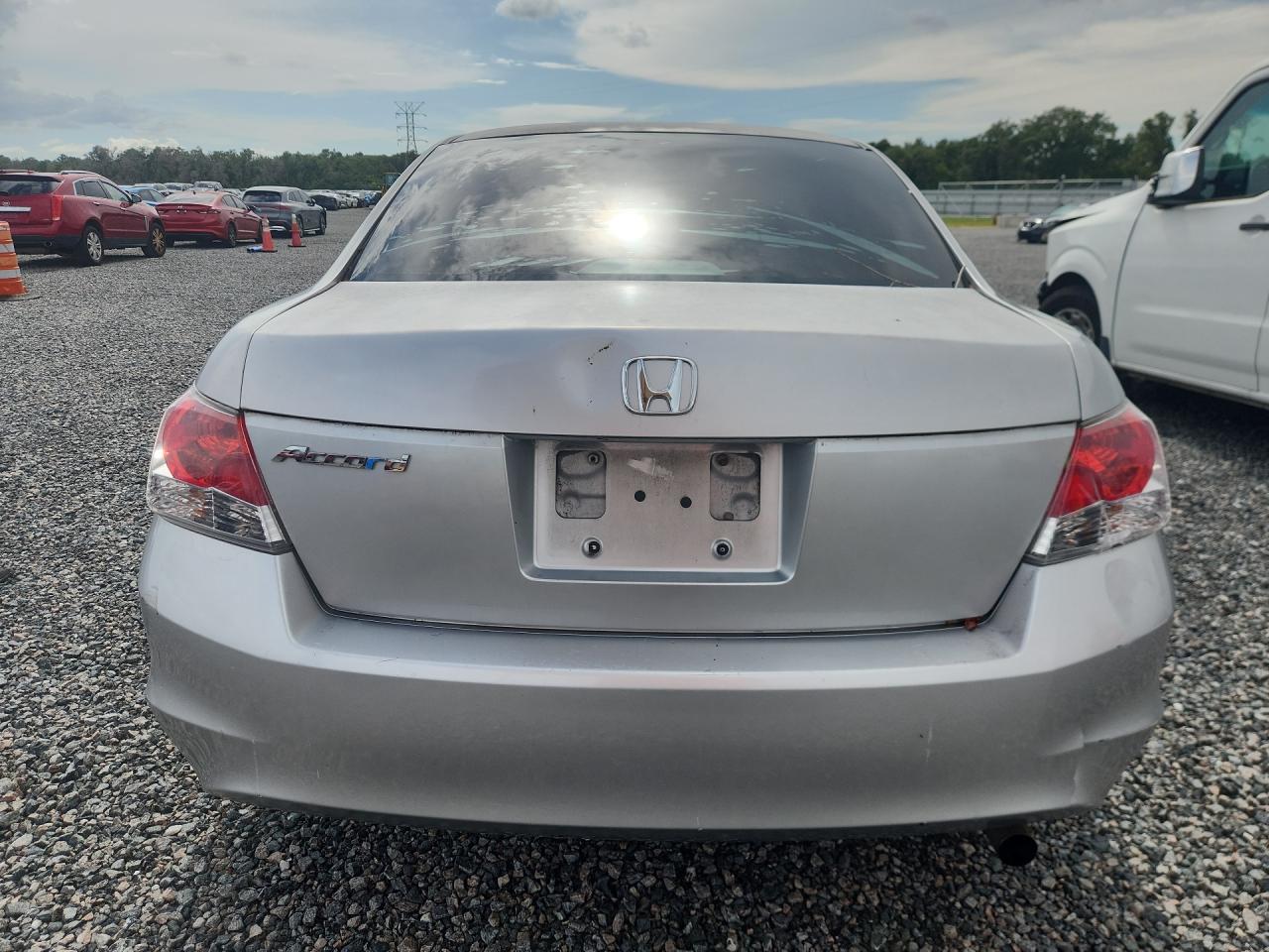 2010 Honda Accord Lx Silver vin: 1HGCP2F31AA190300