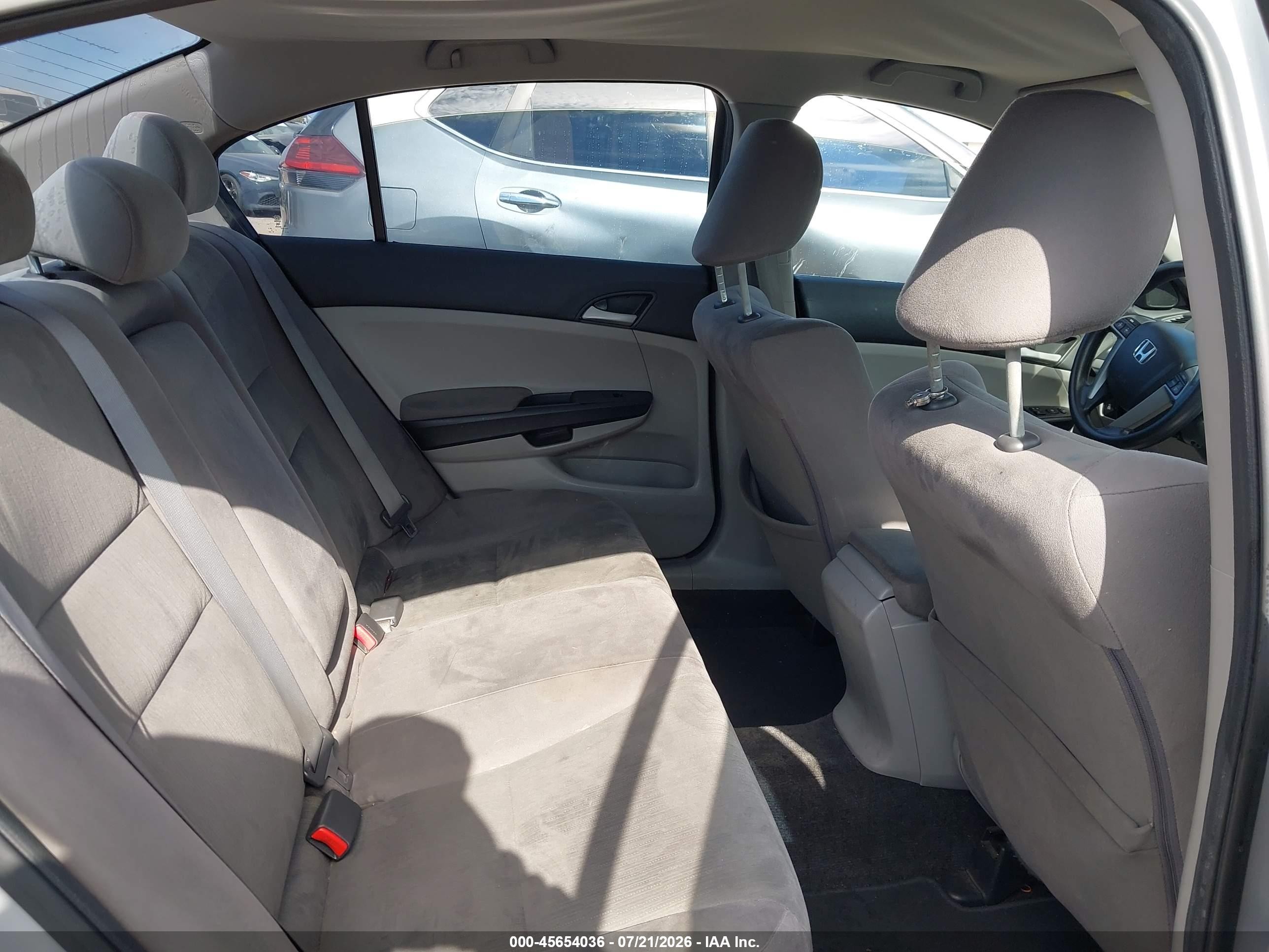 2011 Honda Accord 2.4 Lx Silver vin: 1HGCP2F31BA045761