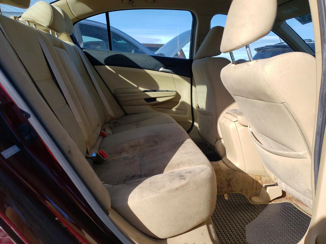 2011 Honda Accord Lx Burgundy vin: 1HGCP2F31BA050202