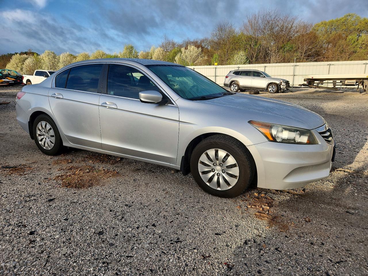 2011 Honda Accord Lx Silver vin: 1HGCP2F31BA052970