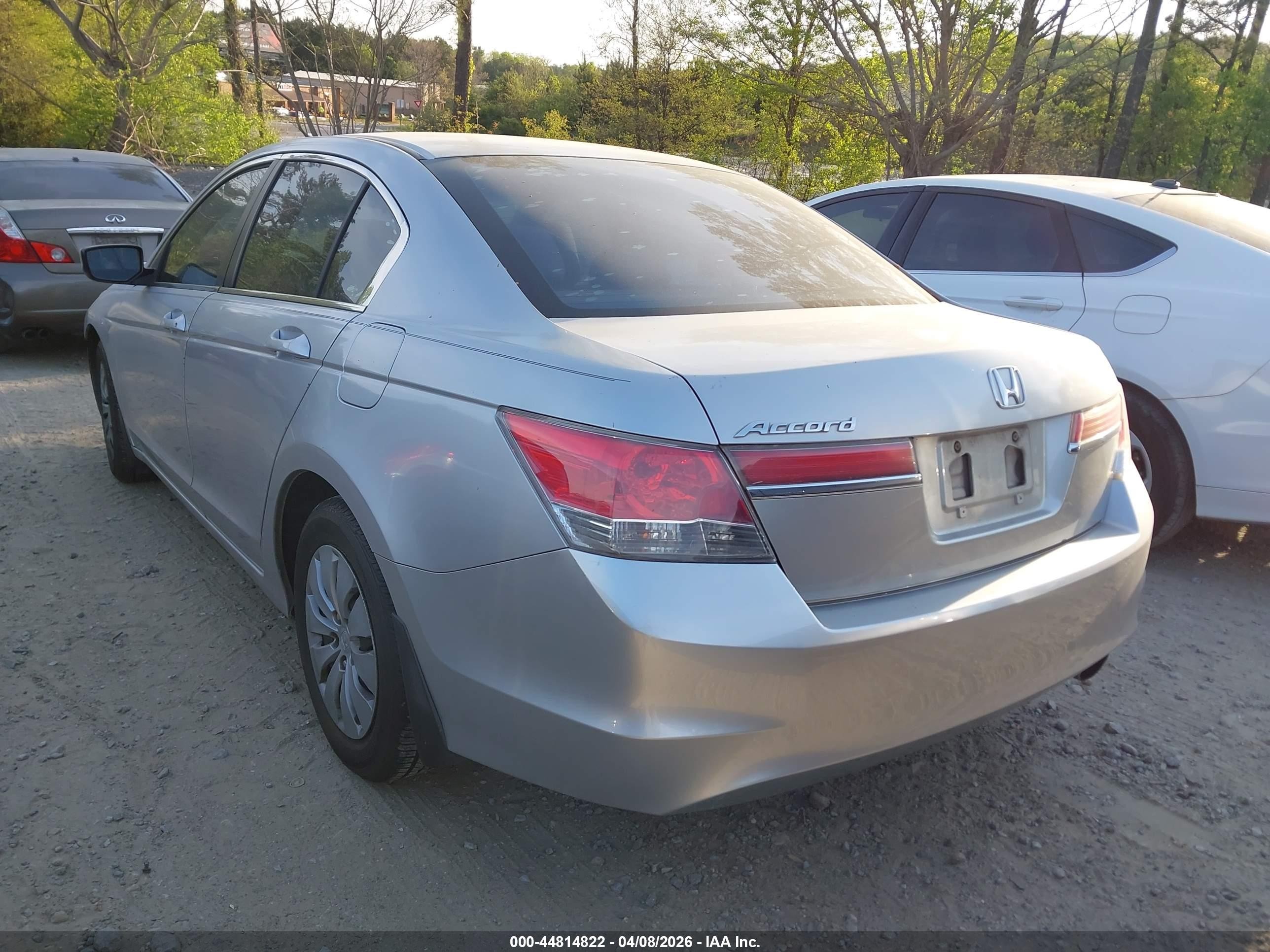 2011 Honda Accord 2.4 Lx Silver vin: 1HGCP2F31BA059353