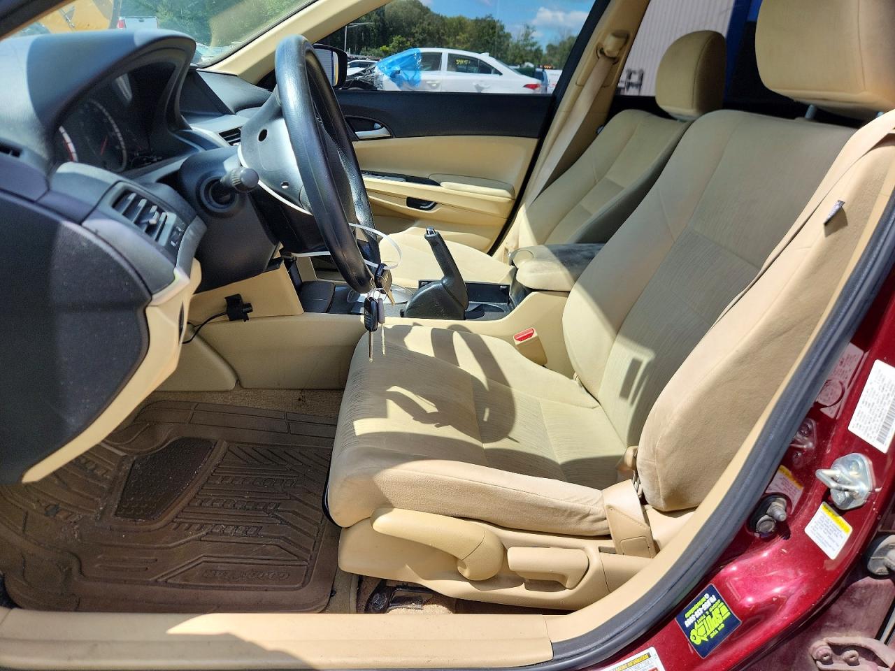 2011 Honda Accord Lx Burgundy vin: 1HGCP2F31BA076170