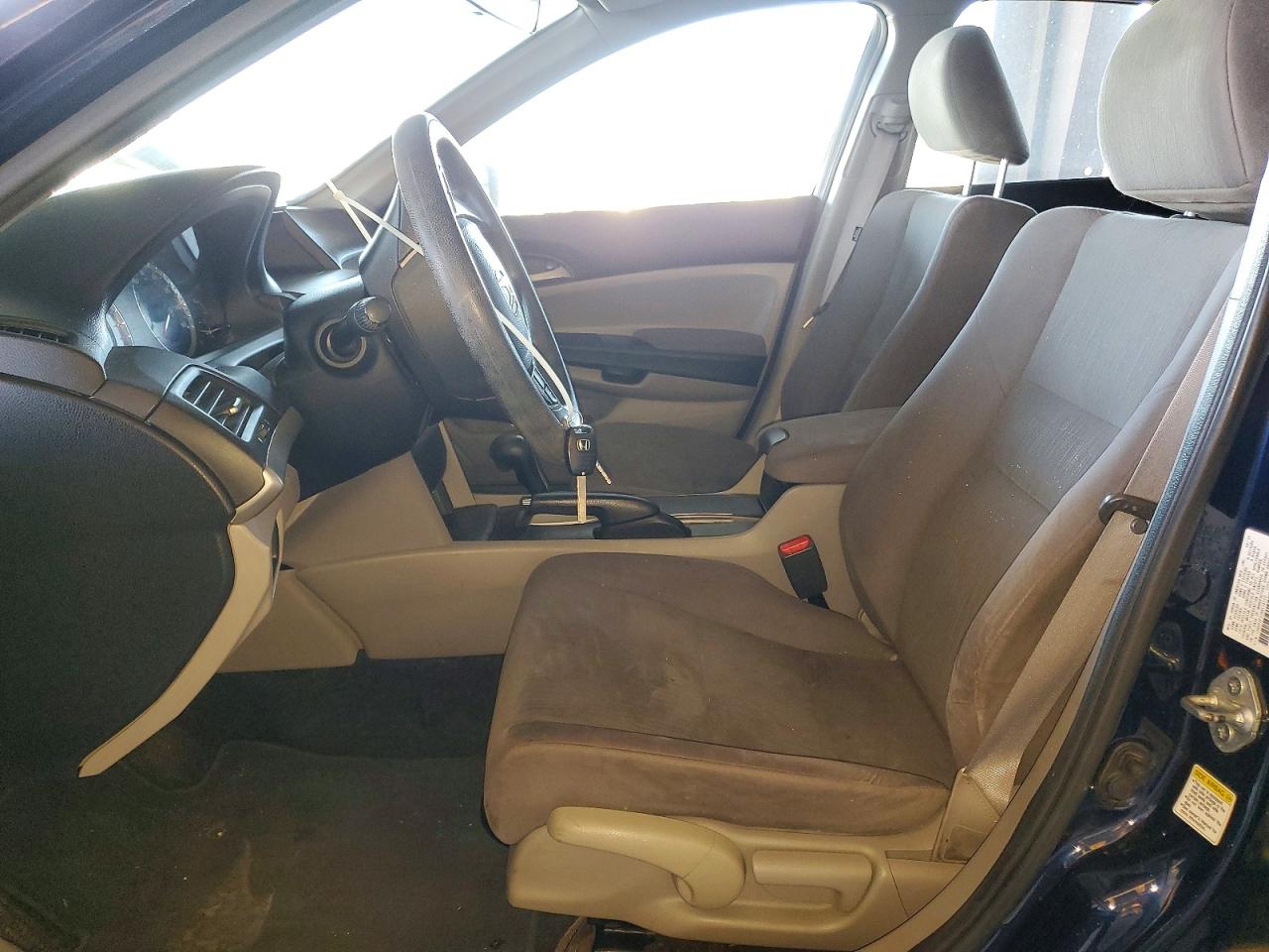 2011 Honda Accord Lx Blue vin: 1HGCP2F31BA118773