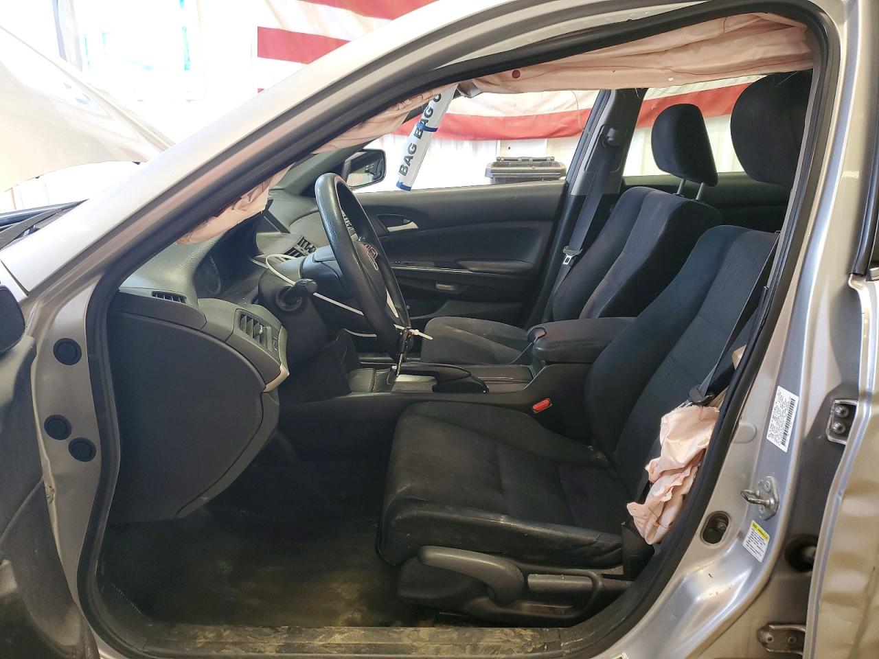 2011 Honda Accord Lx Silver vin: 1HGCP2F31BA124475