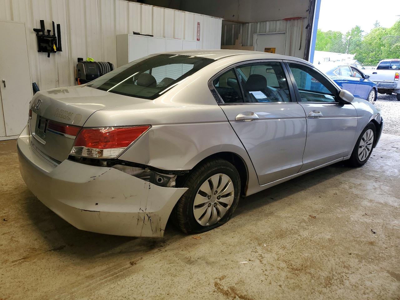 2011 Honda Accord Lx Silver vin: 1HGCP2F31BA124475