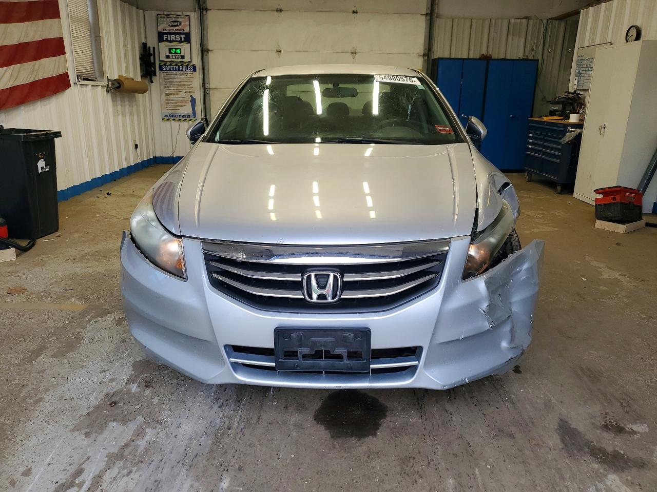 2011 Honda Accord Lx Silver vin: 1HGCP2F31BA124475