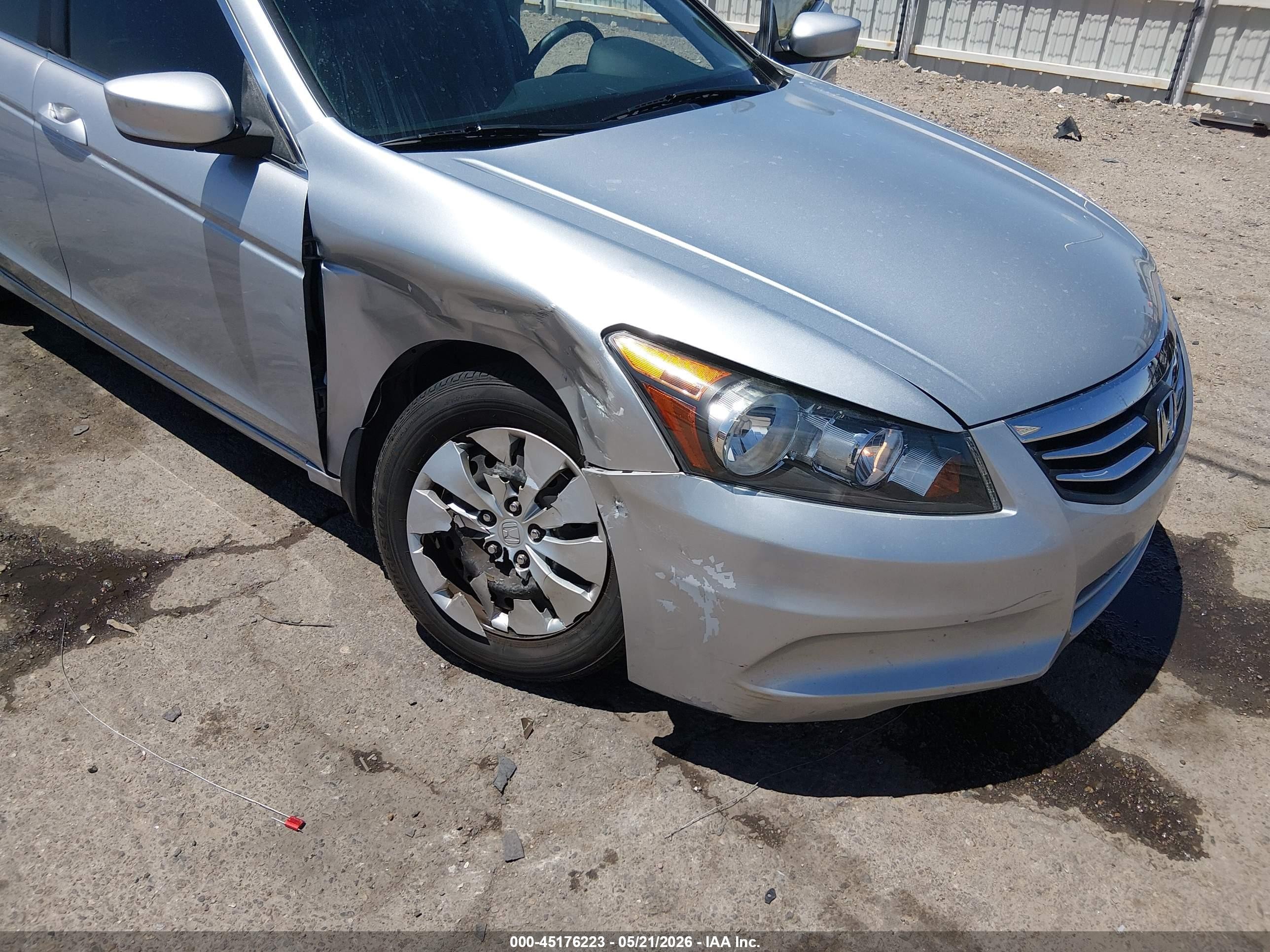 2011 Honda Accord 2.4 Lx Silver vin: 1HGCP2F31BA156133