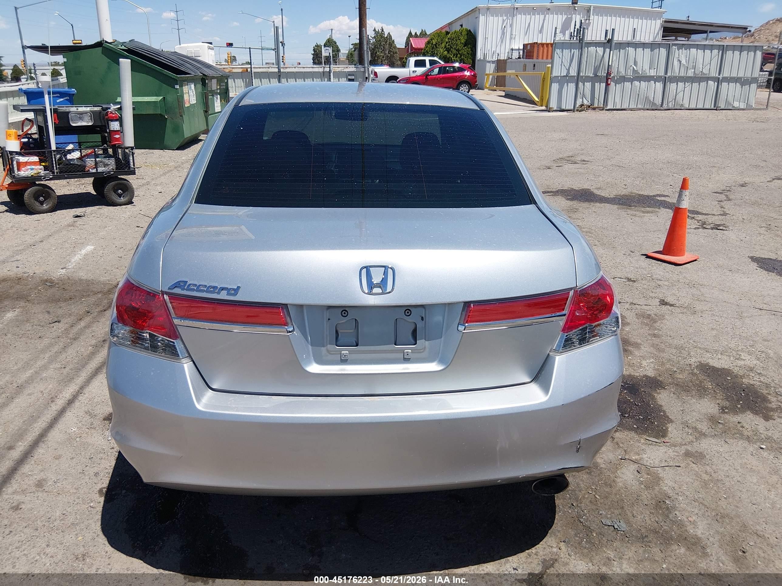 2011 Honda Accord 2.4 Lx Silver vin: 1HGCP2F31BA156133