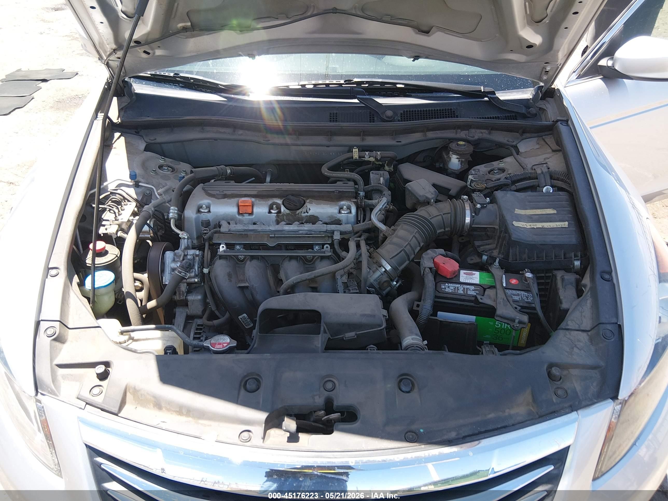 2011 Honda Accord 2.4 Lx Silver vin: 1HGCP2F31BA156133