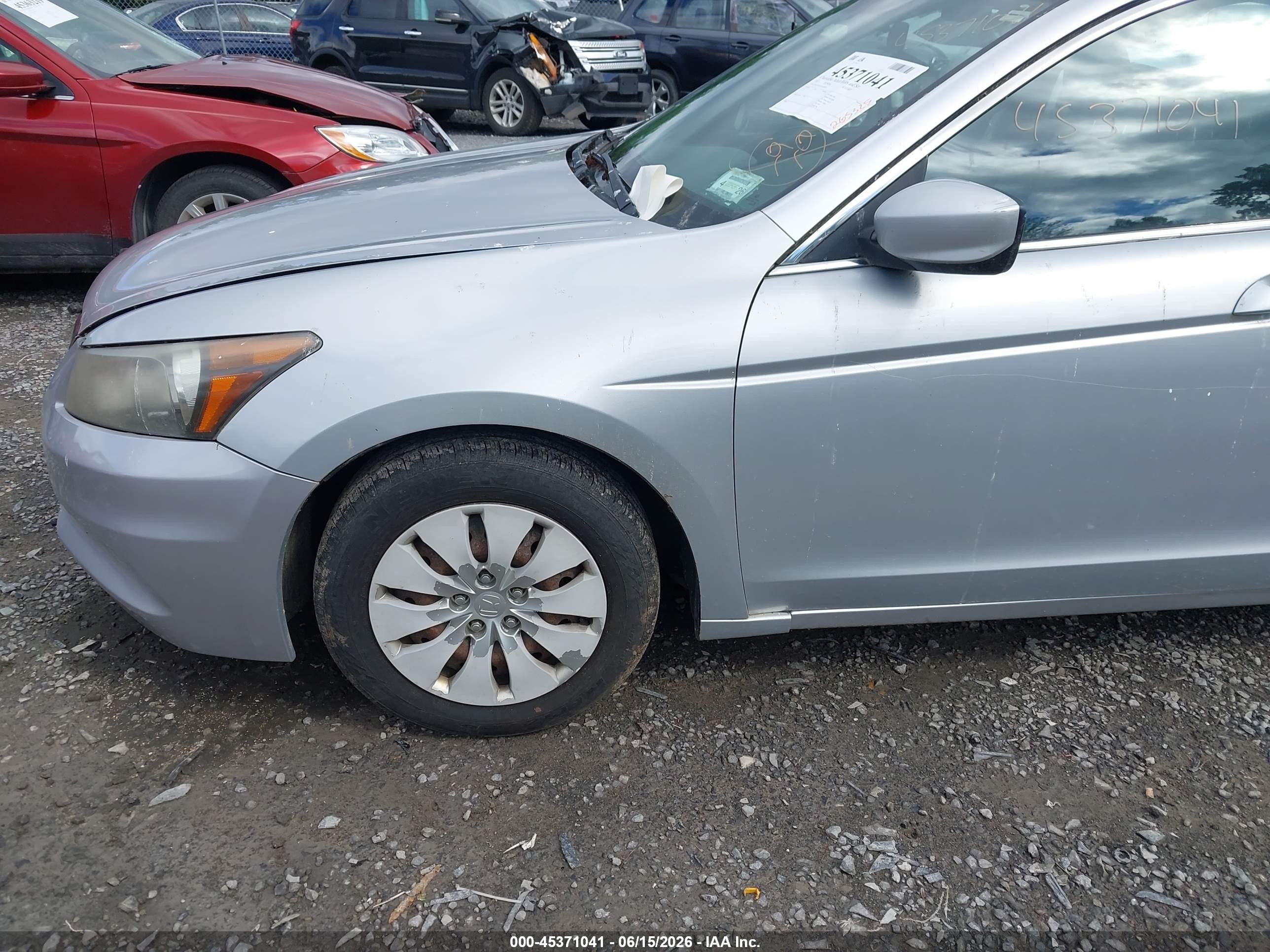 2012 Honda Accord 2.4 Lx Silver vin: 1HGCP2F31CA034874