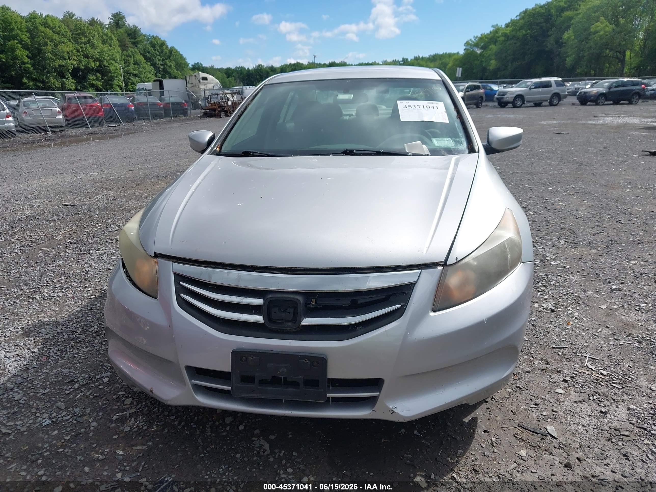 2012 Honda Accord 2.4 Lx Silver vin: 1HGCP2F31CA034874