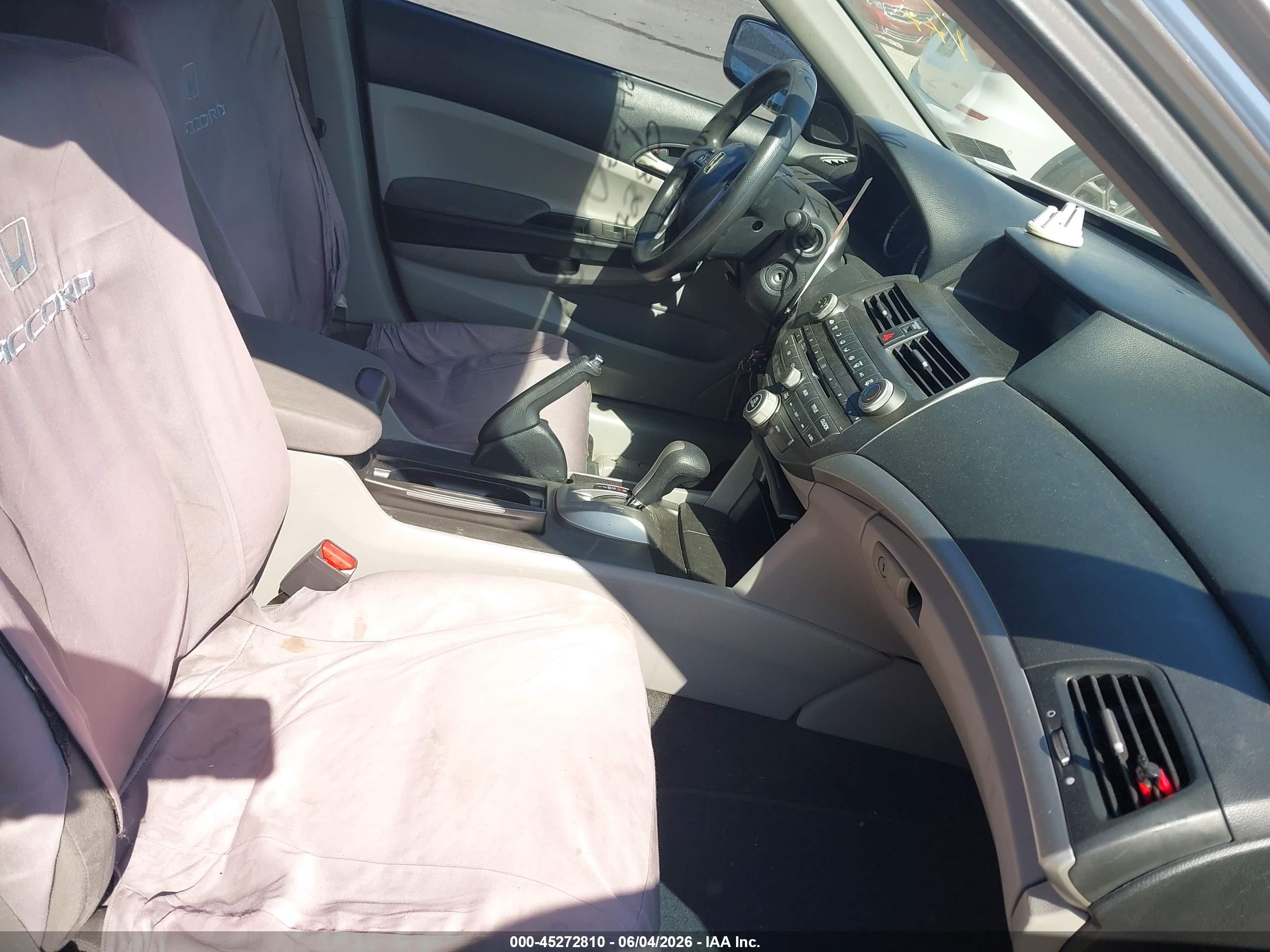 2012 Honda Accord 2.4 Lx Серебряный vin: 1HGCP2F31CA060584