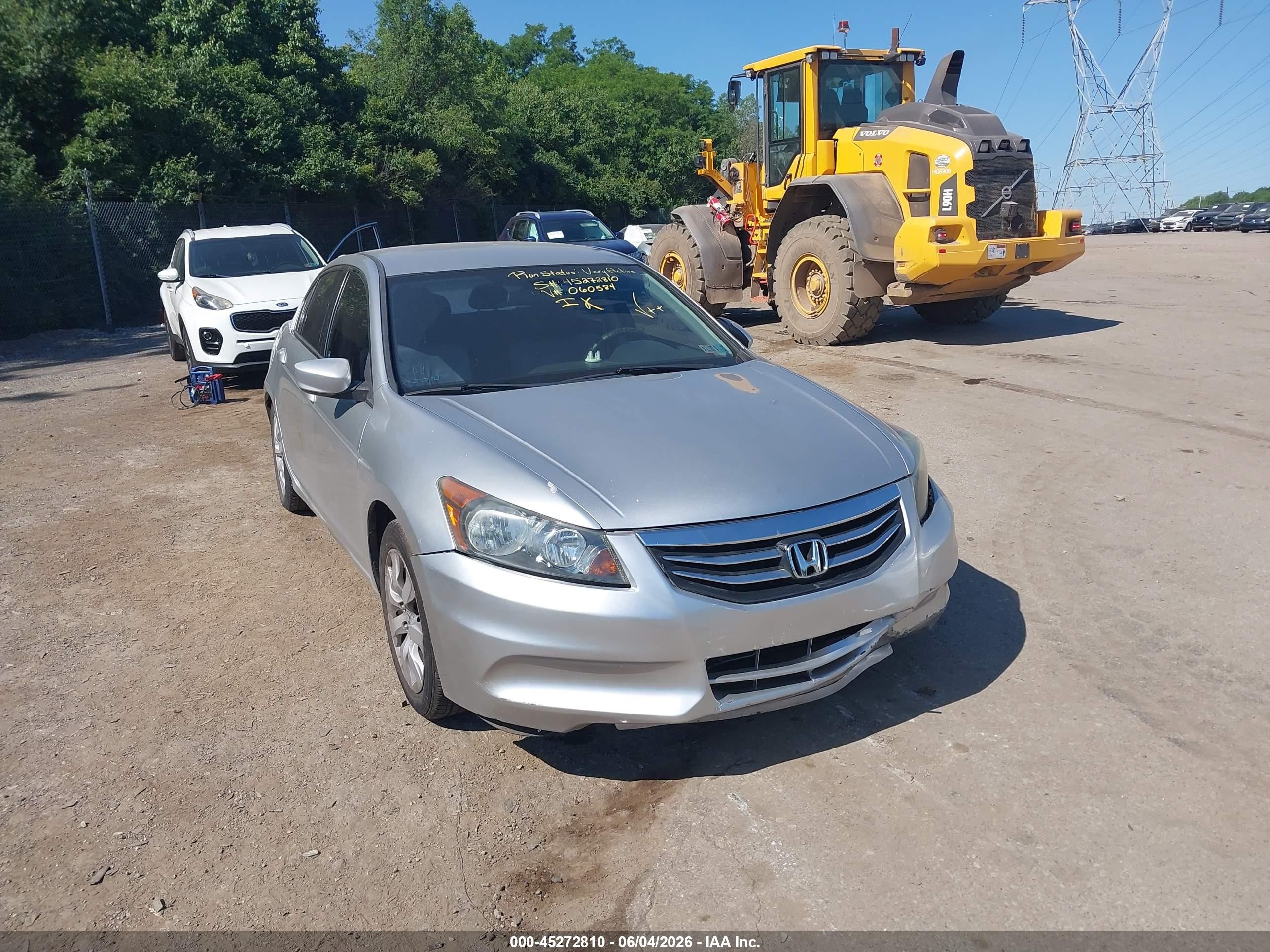 2012 Honda Accord 2.4 Lx Серебряный vin: 1HGCP2F31CA060584