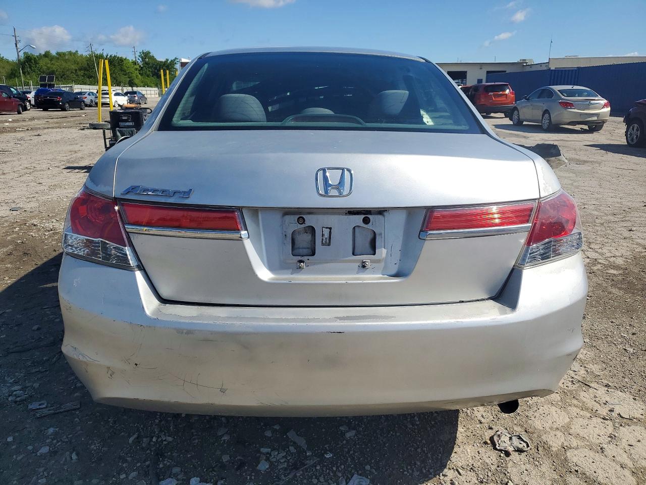 2012 Honda Accord Lx Silver vin: 1HGCP2F31CA133145