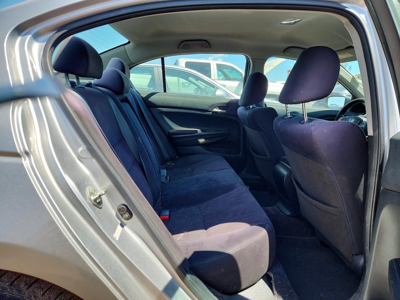 2012 Honda Accord Lx Silver vin: 1HGCP2F31CA234721