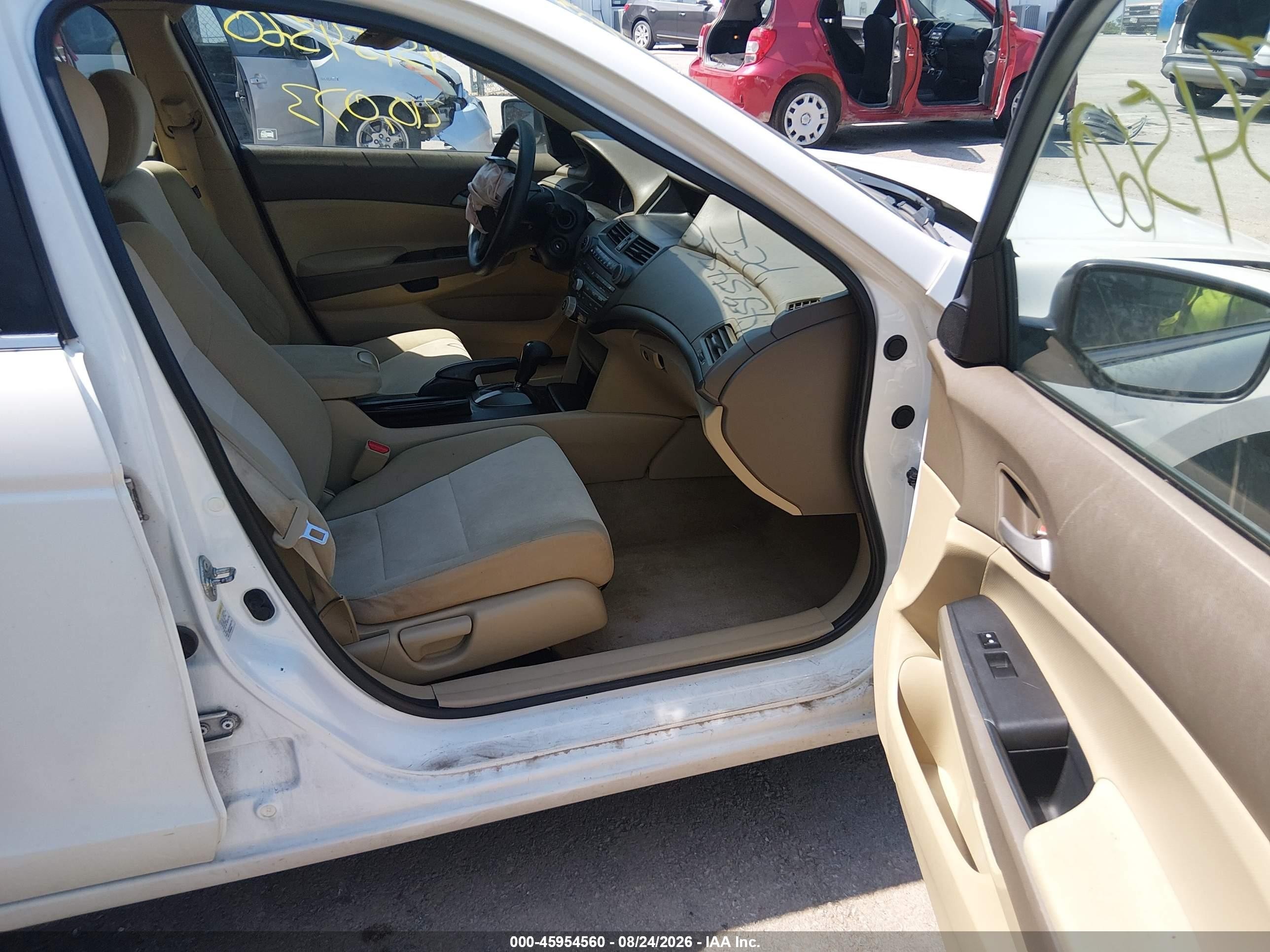 2010 Honda Accord 2.4 Lx White vin: 1HGCP2F32AA049767