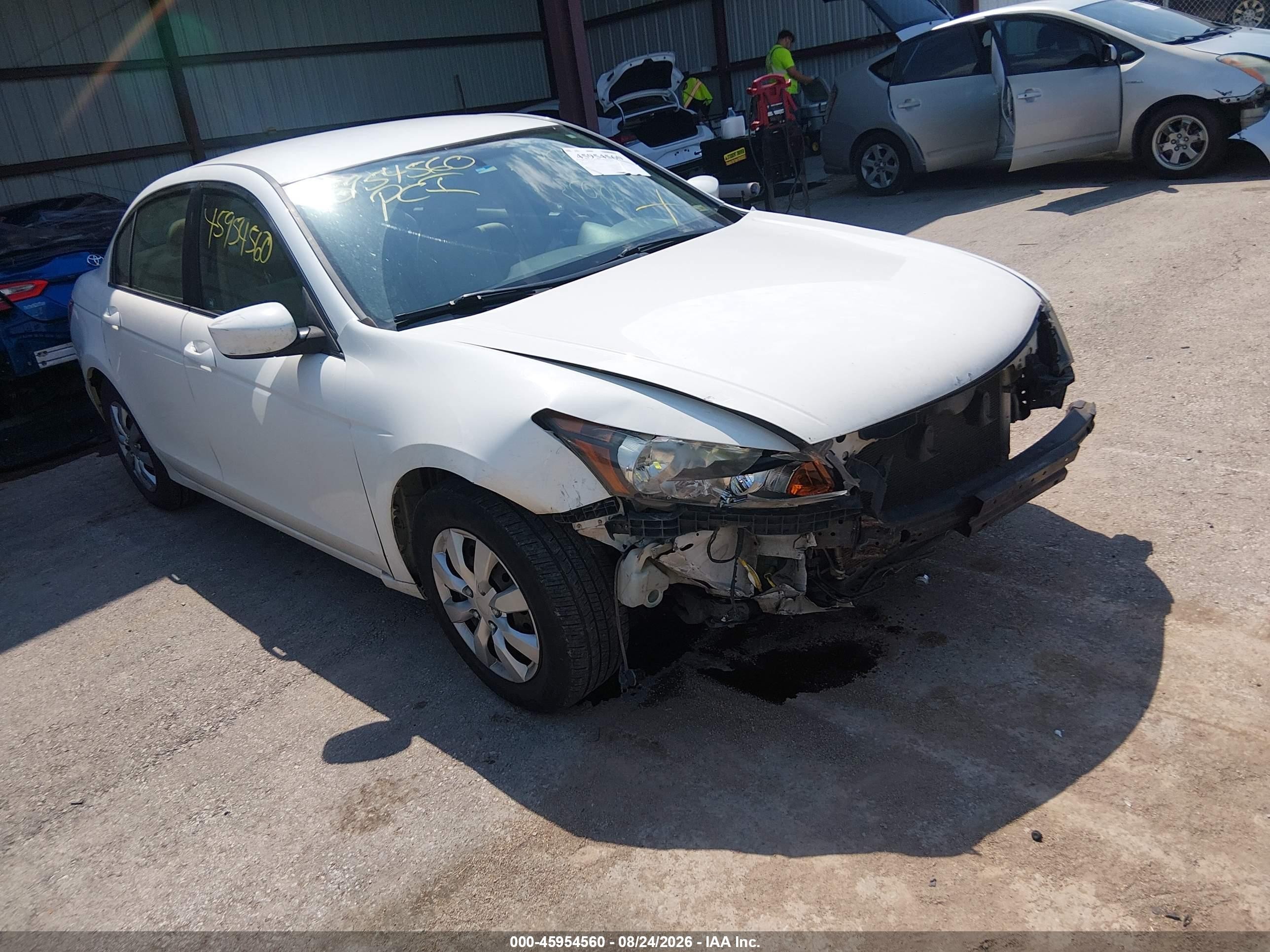2010 Honda Accord 2.4 Lx White vin: 1HGCP2F32AA049767