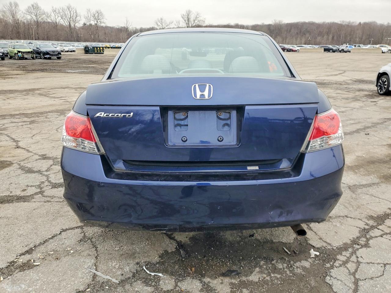 2010 Honda Accord Lx Blue vin: 1HGCP2F32AA086785