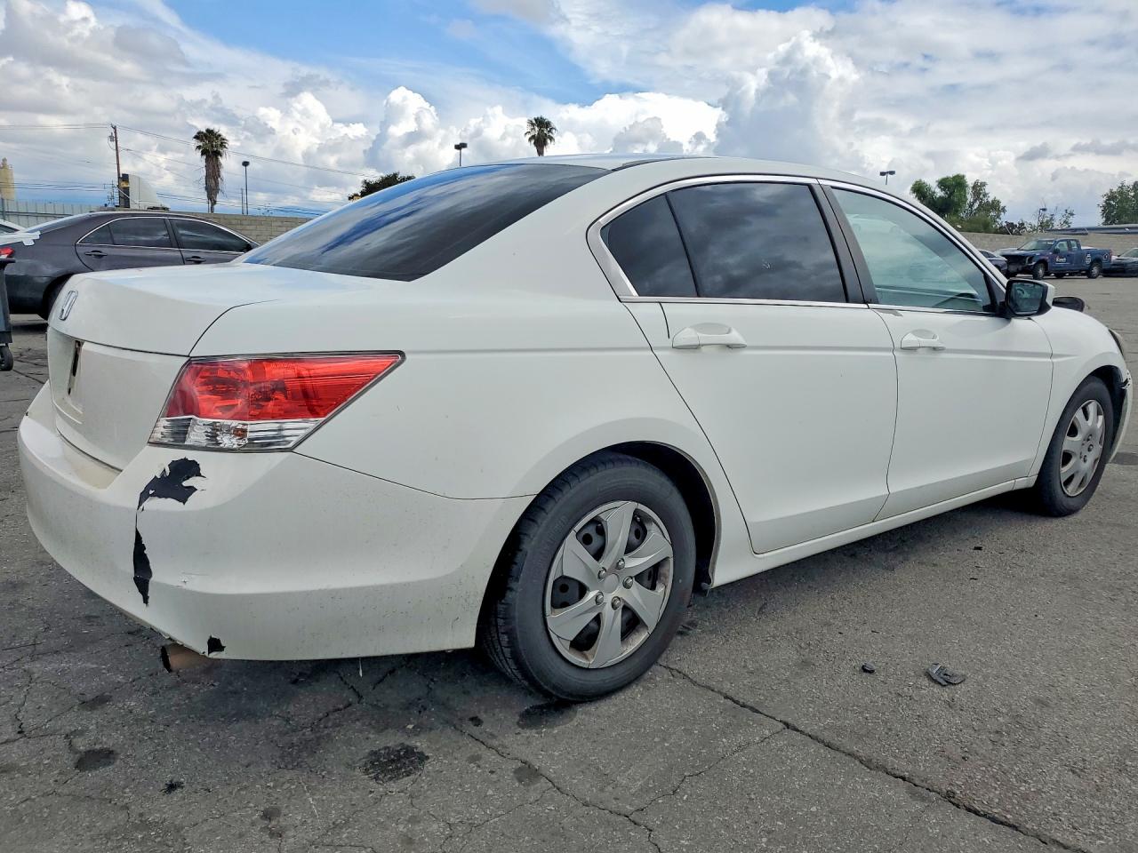 2010 Honda Accord Lx White vin: 1HGCP2F32AA103326