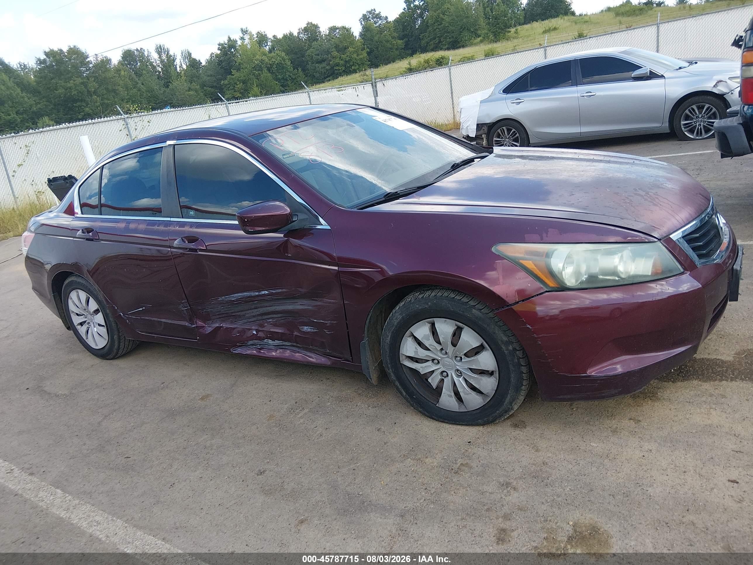 2010 Honda Accord 2.4 Lx Burgundy vin: 1HGCP2F32AA111040