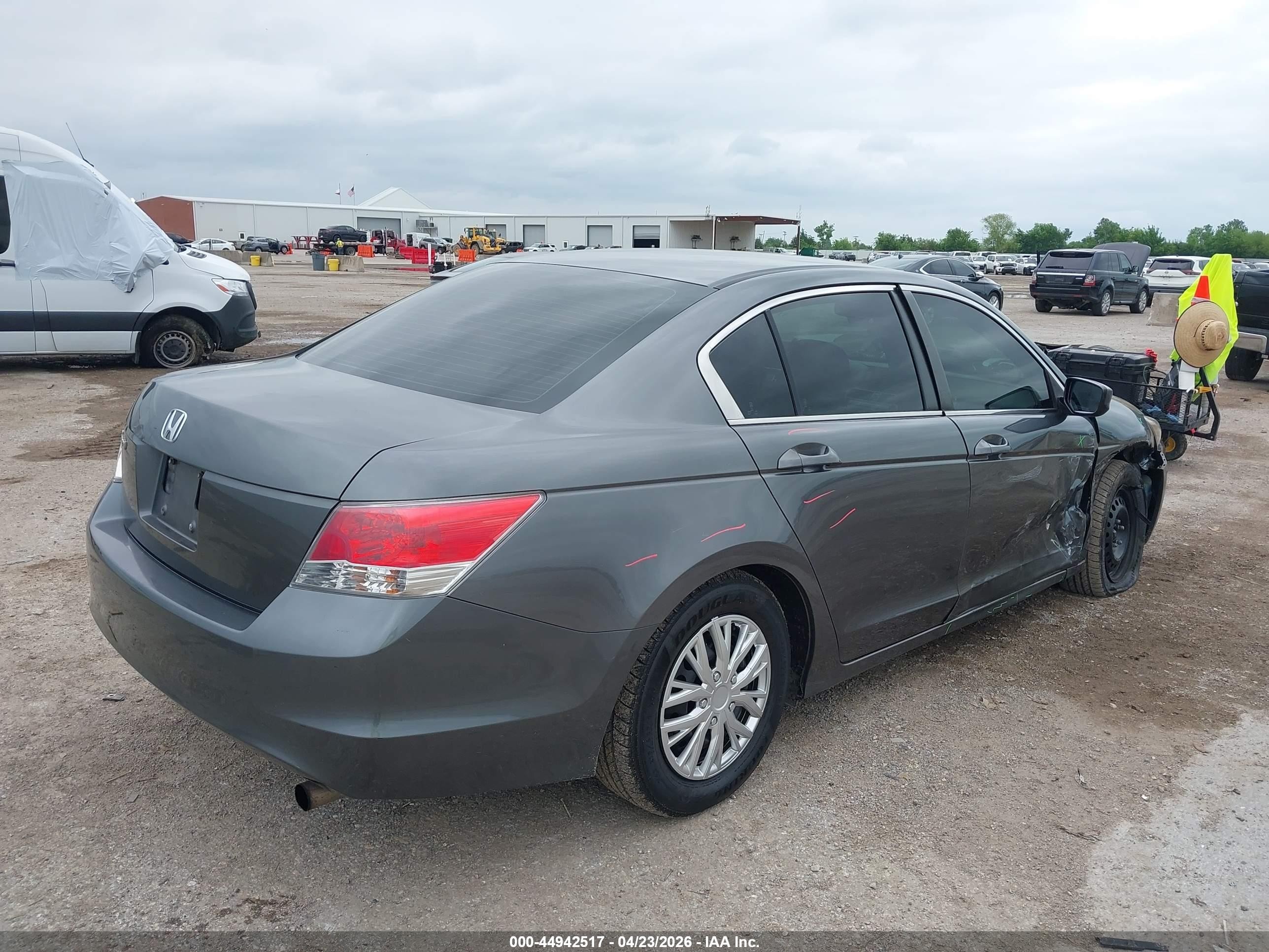 2010 Honda Accord 2.4 Lx Серый vin: 1HGCP2F32AA111927