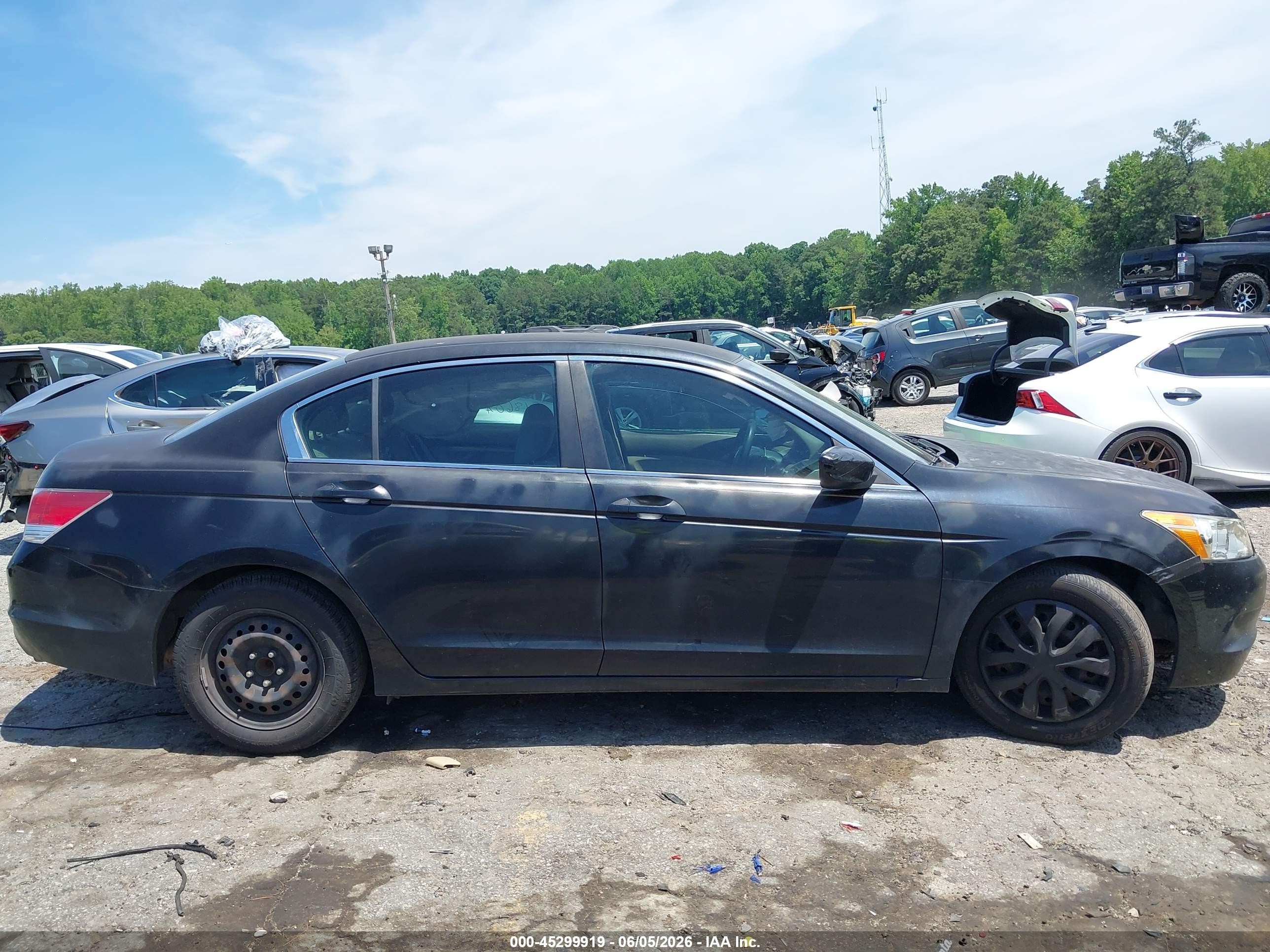 2010 Honda Accord 2.4 Lx Черный vin: 1HGCP2F32AA182027