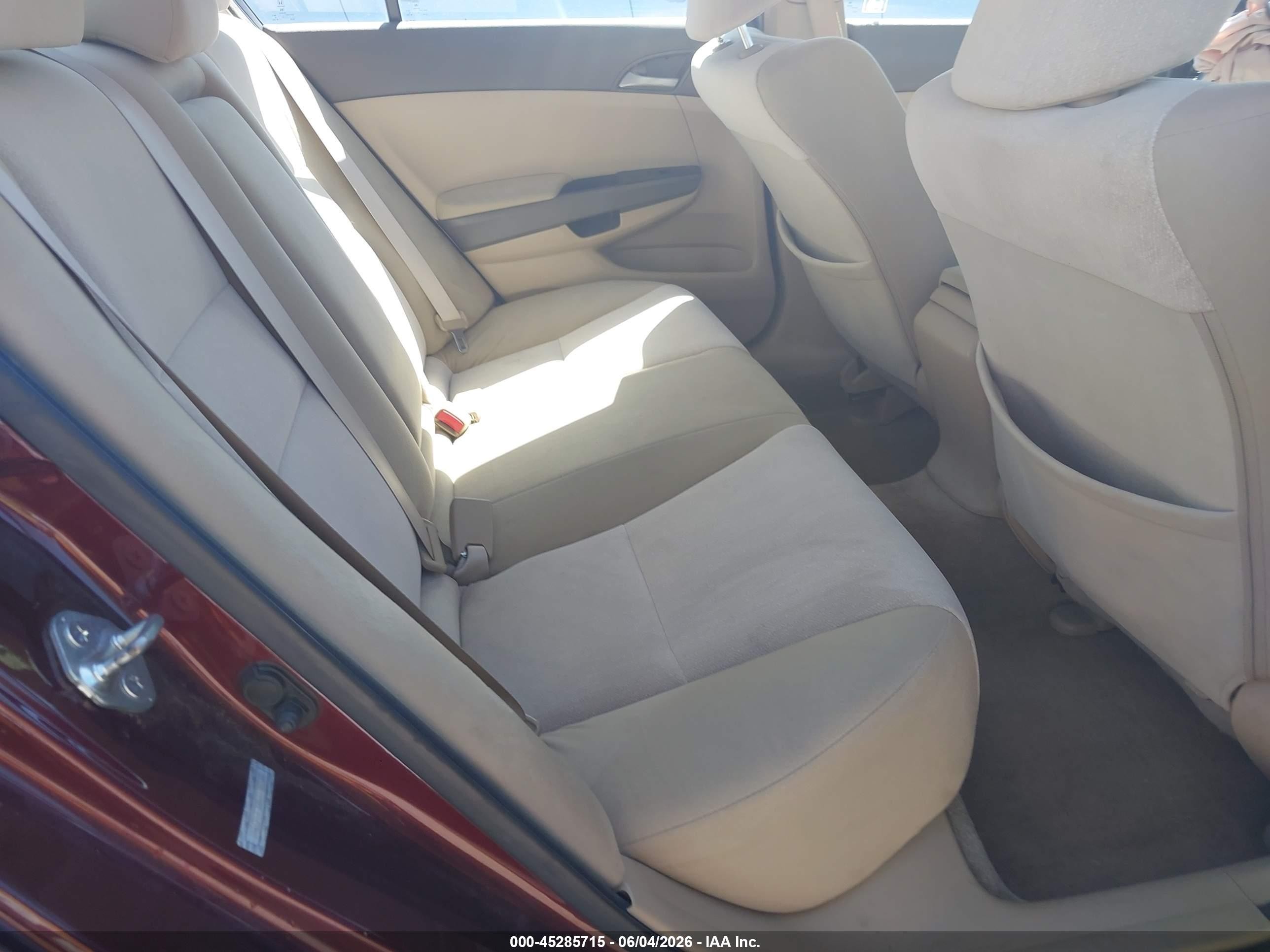 2010 Honda Accord 2.4 Lx Бежевый vin: 1HGCP2F32AA198308