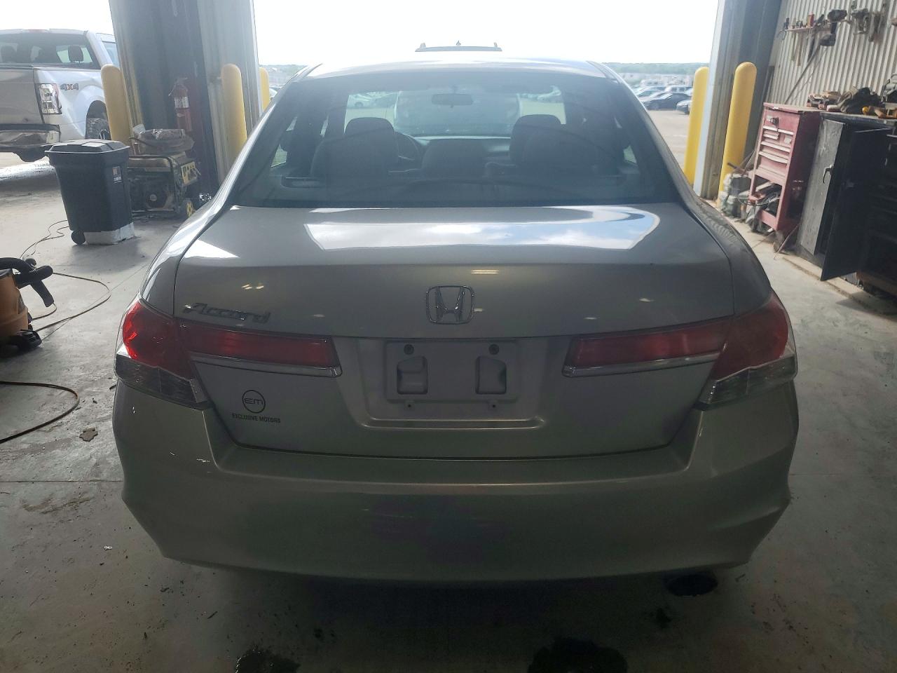 2011 Honda Accord Lx Gray vin: 1HGCP2F32BA022649