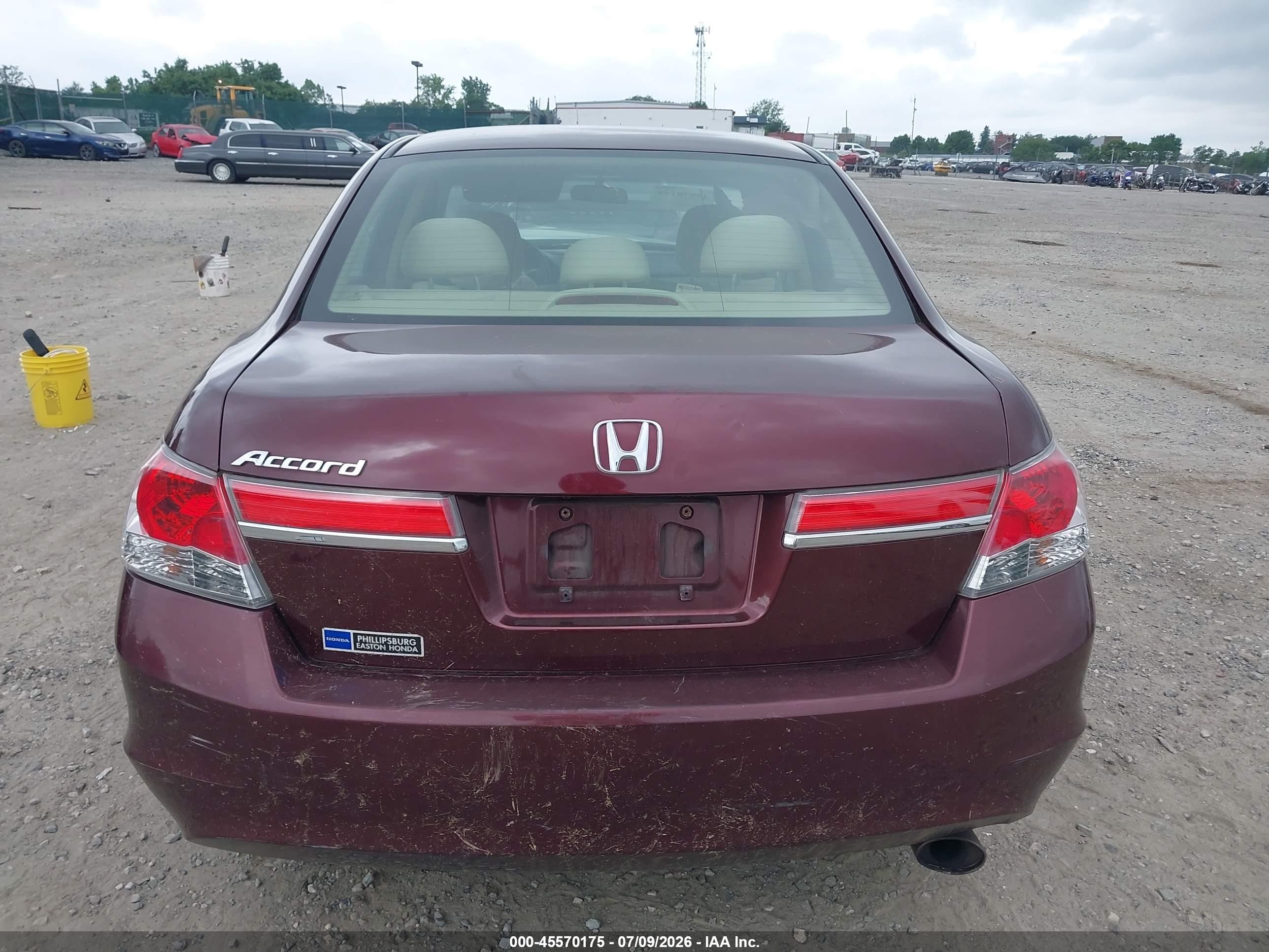 2011 Honda Accord 2.4 Lx Burgundy vin: 1HGCP2F32BA050189