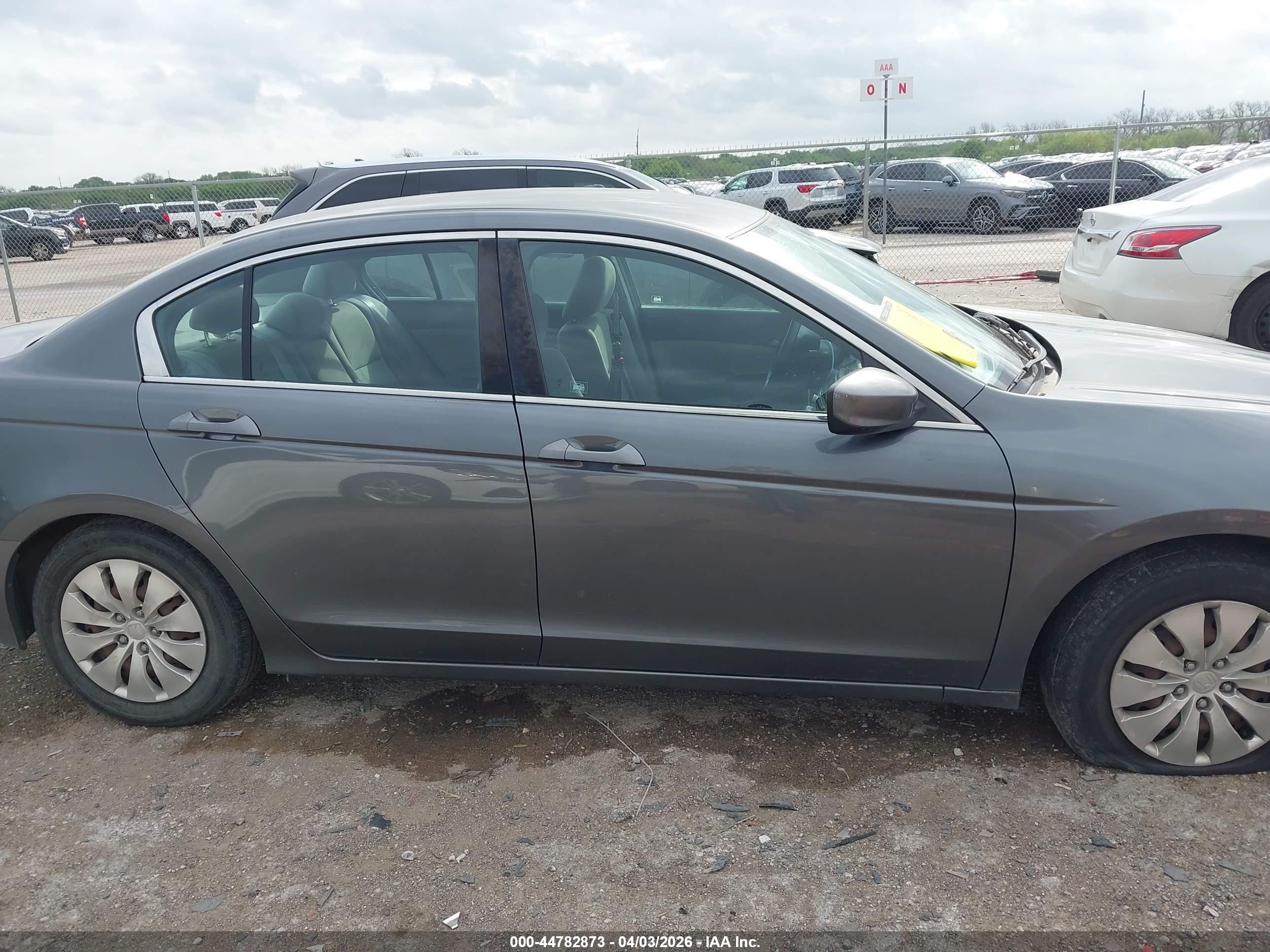 2011 Honda Accord 2.4 Lx Gray vin: 1HGCP2F32BA062617