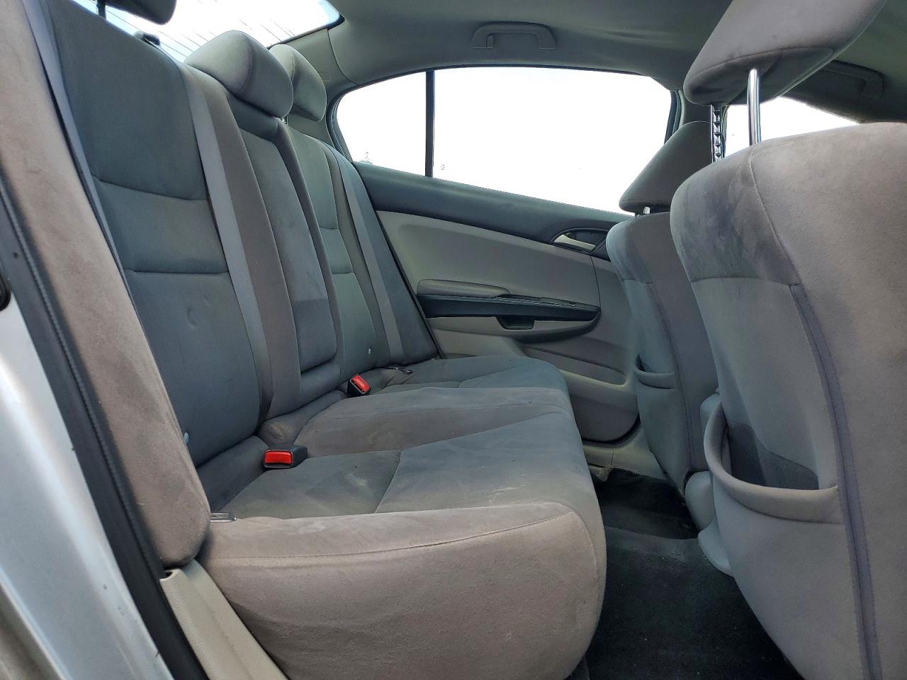 2011 Honda Accord Lx Silver vin: 1HGCP2F32BA066814
