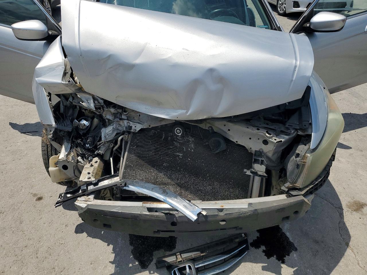 2011 Honda Accord Lx Silver vin: 1HGCP2F32BA066814