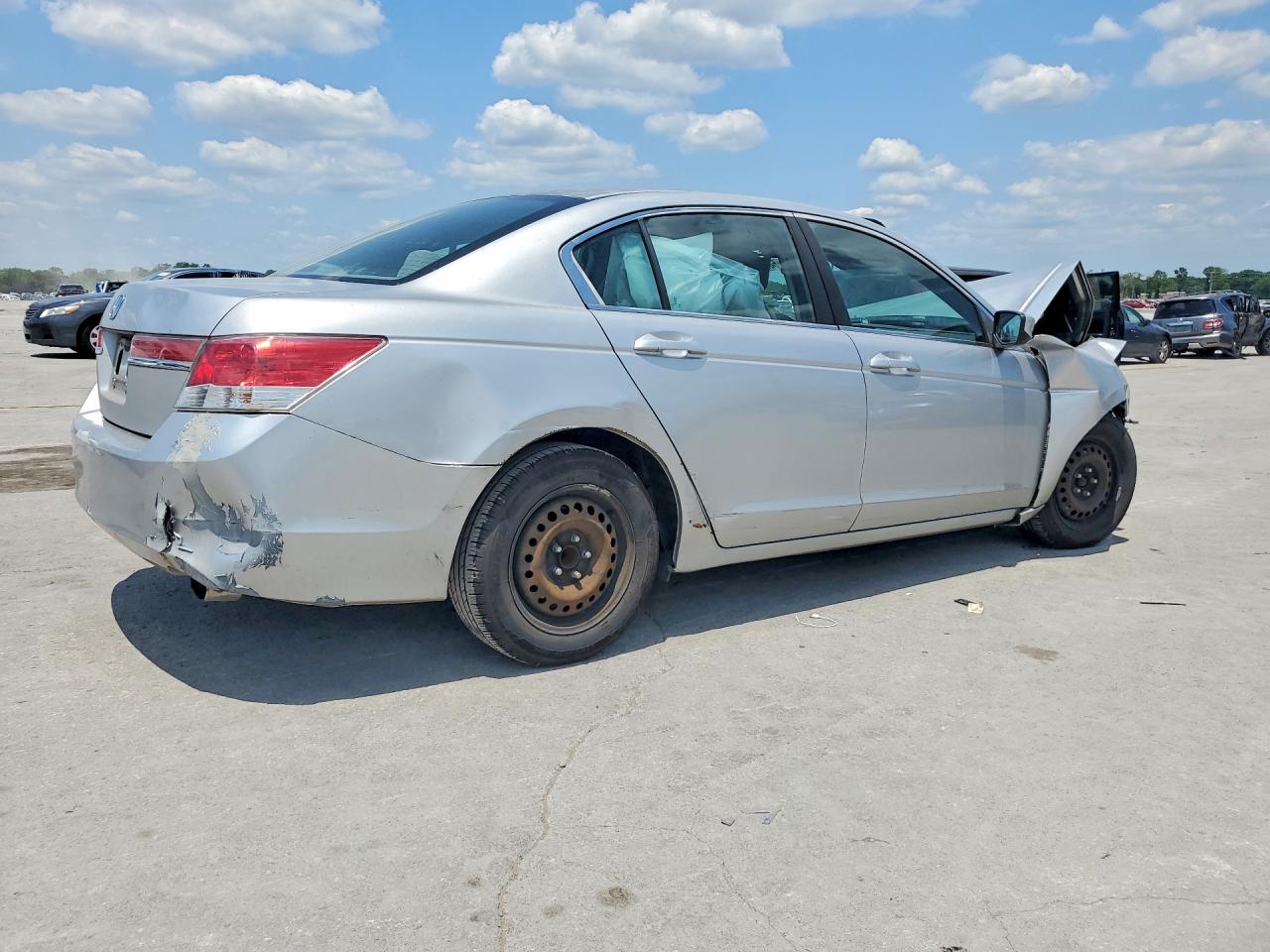 2011 Honda Accord Lx Silver vin: 1HGCP2F32BA066814