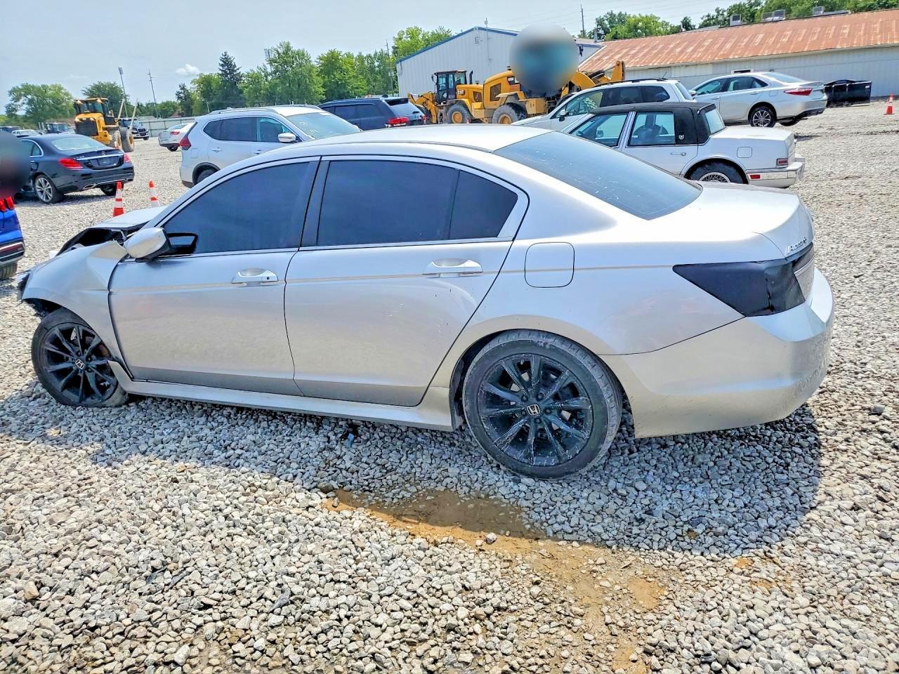 2011 Honda Accord Lx Silver vin: 1HGCP2F32BA142645