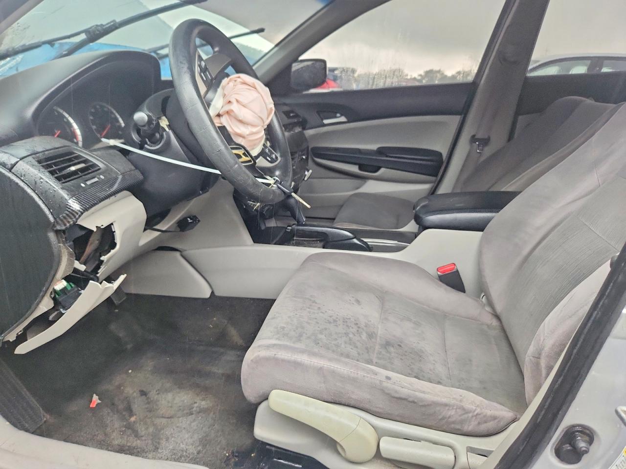 2011 Honda Accord Lx Silver vin: 1HGCP2F32BA142645