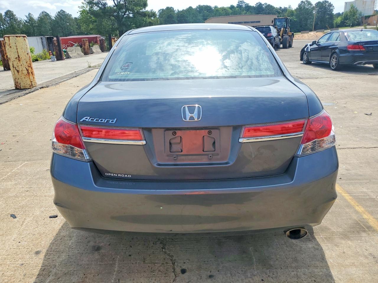 2011 Honda Accord Lx Gray vin: 1HGCP2F32BA156450