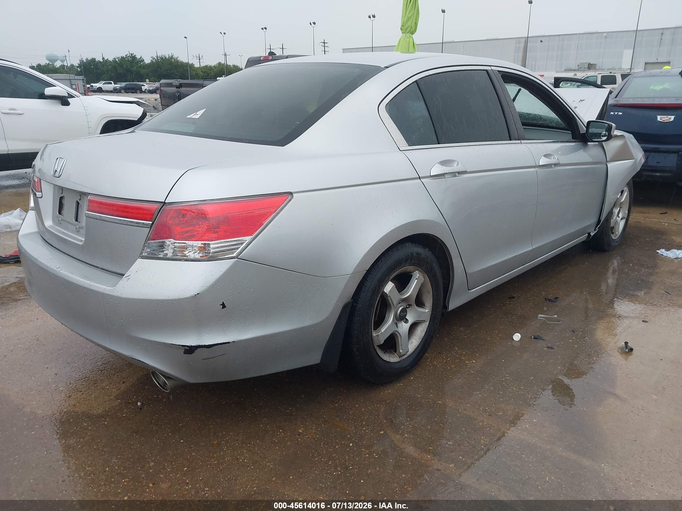 2012 Honda Accord Sdn Lx Silver vin: 1HGCP2F32CA045592