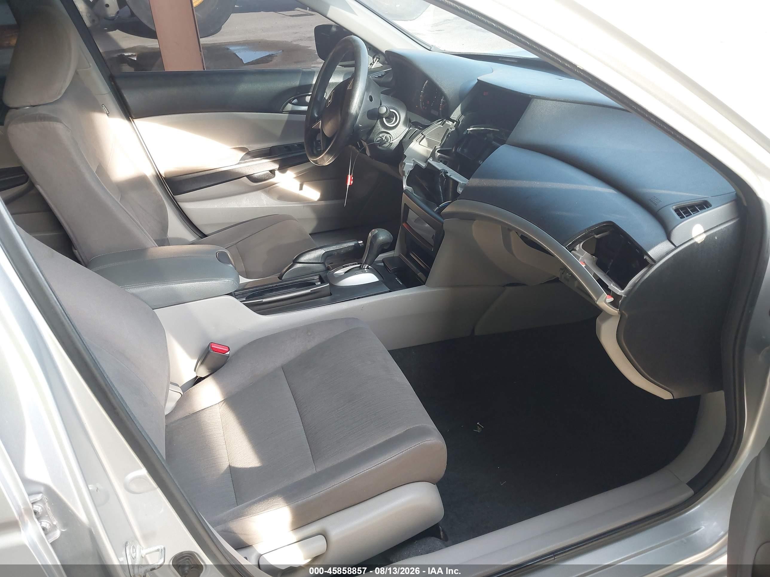 2012 Honda Accord Sdn Lx Silver vin: 1HGCP2F32CA074249
