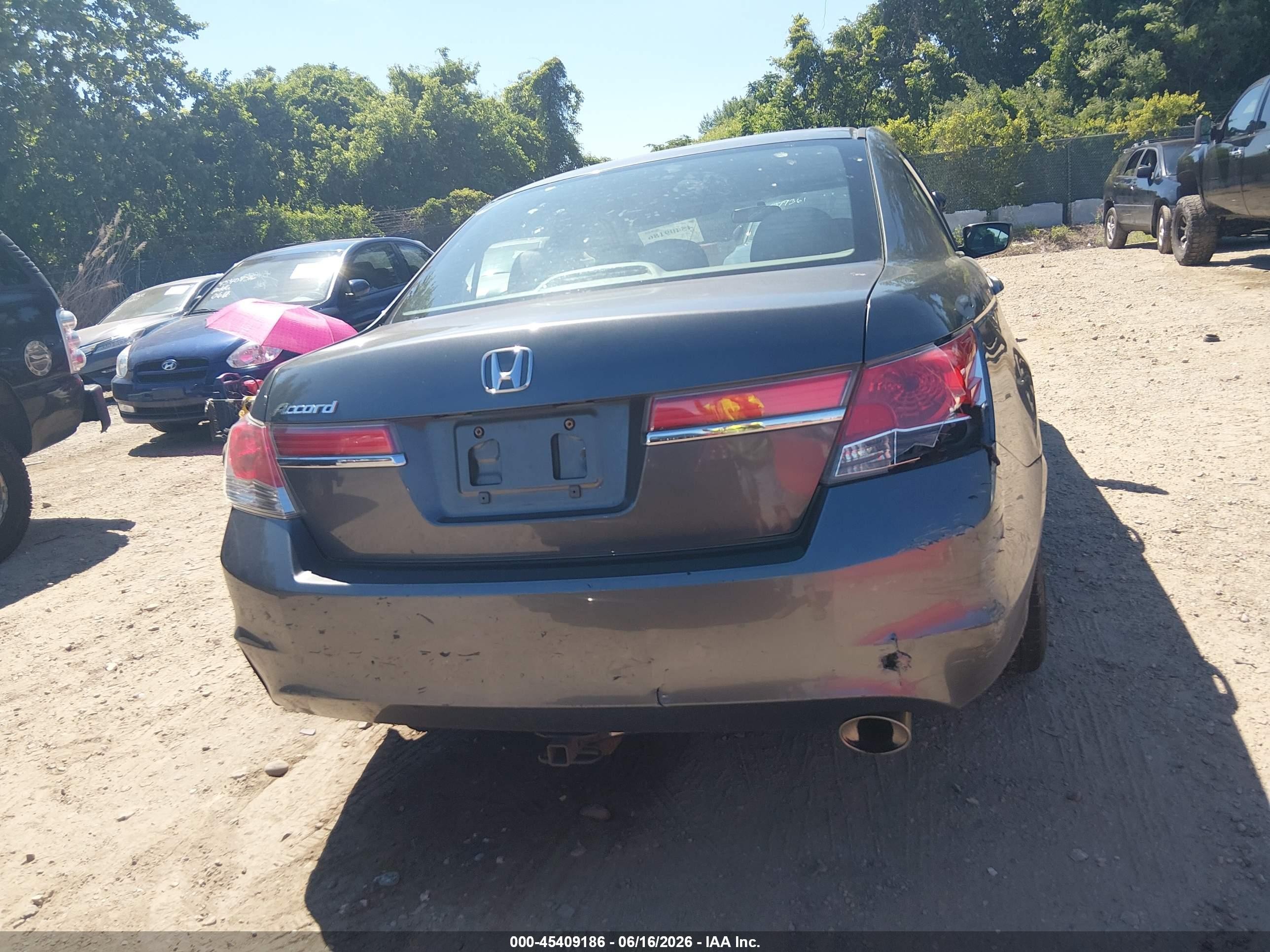 2012 Honda Accord 2.4 Lx Gray vin: 1HGCP2F32CA154005