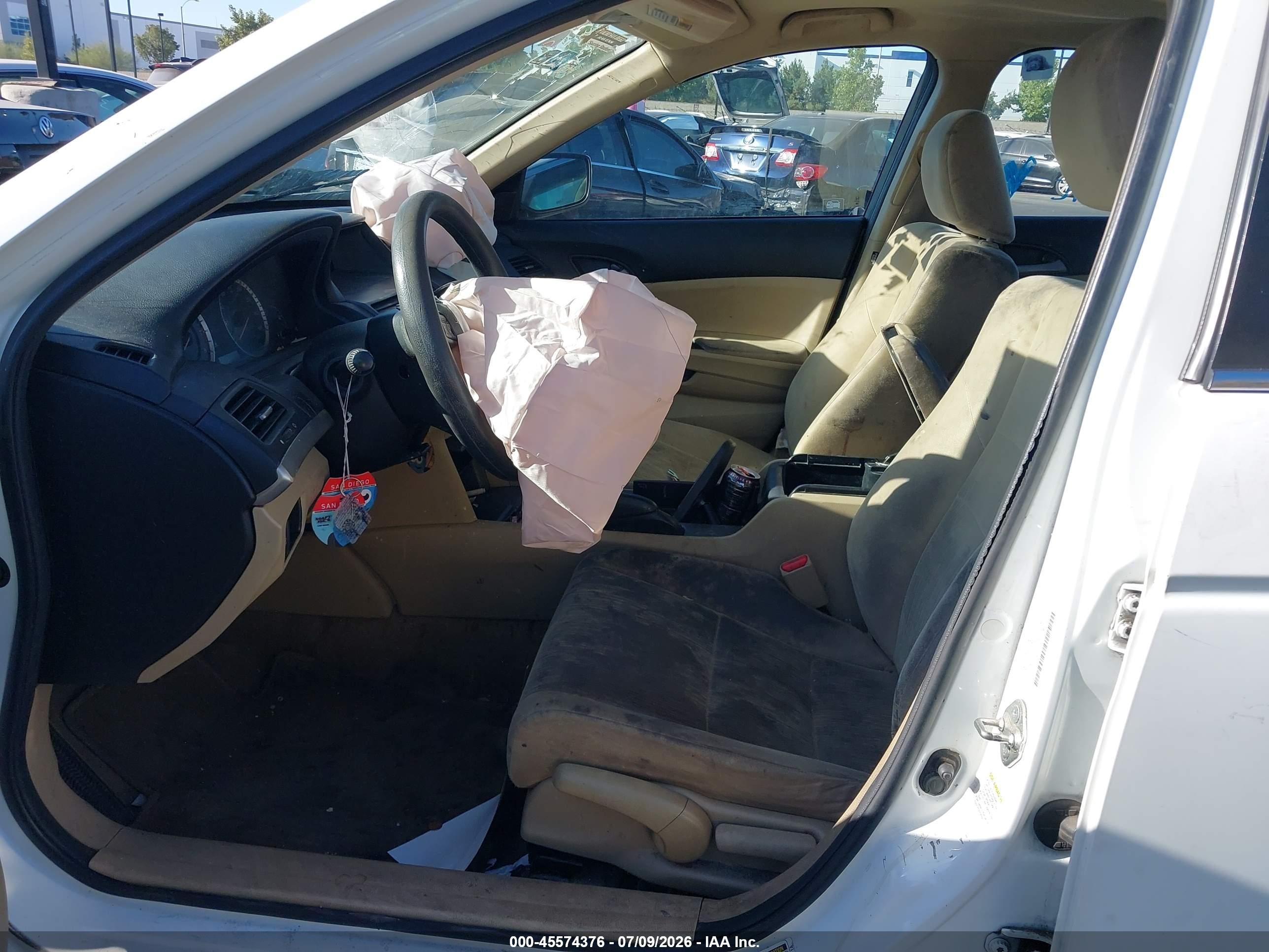 2012 Honda Accord Sdn Lx White vin: 1HGCP2F32CA167644