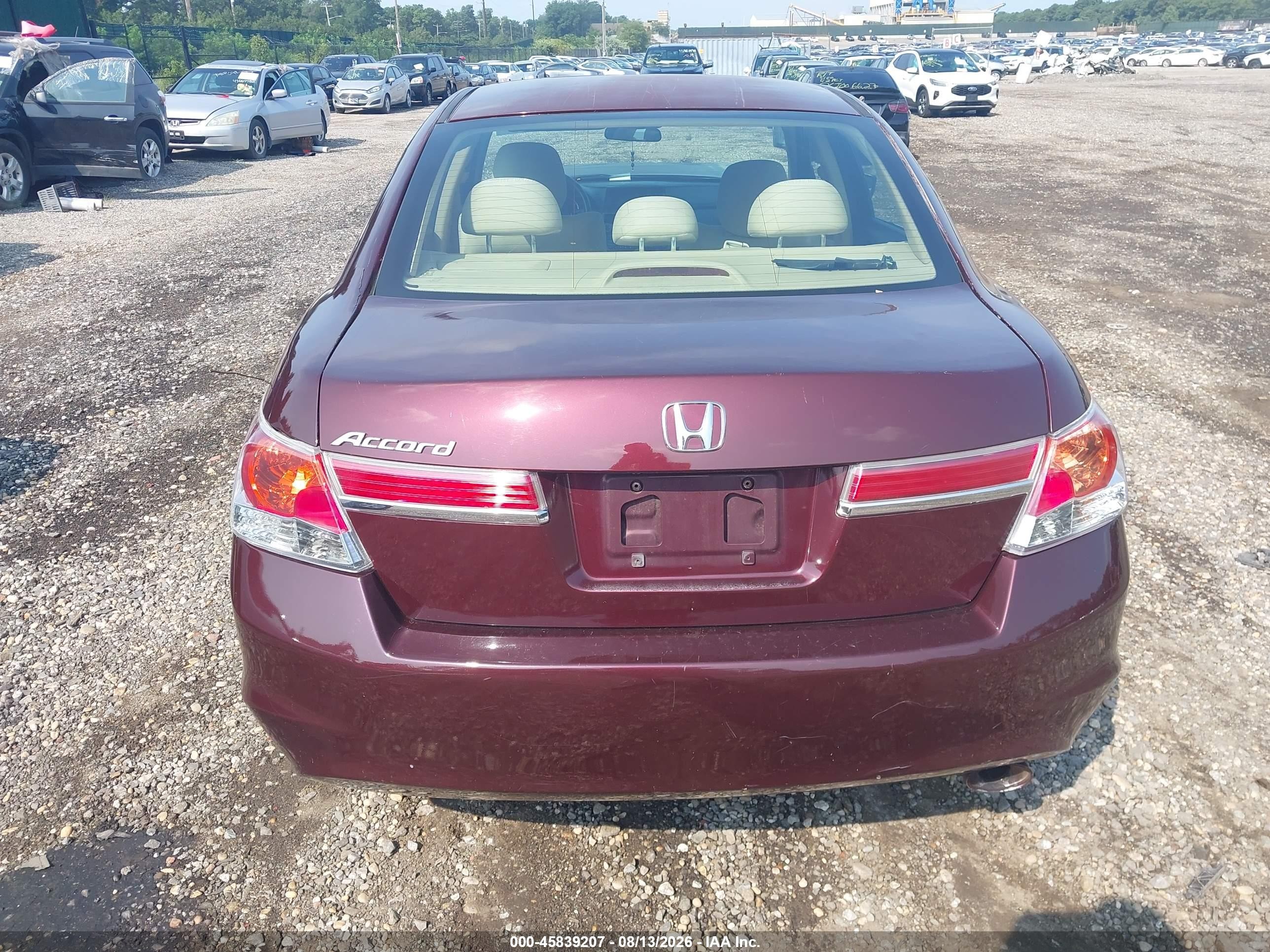 2012 Honda Accord Sdn Lx Burgundy vin: 1HGCP2F32CA208418