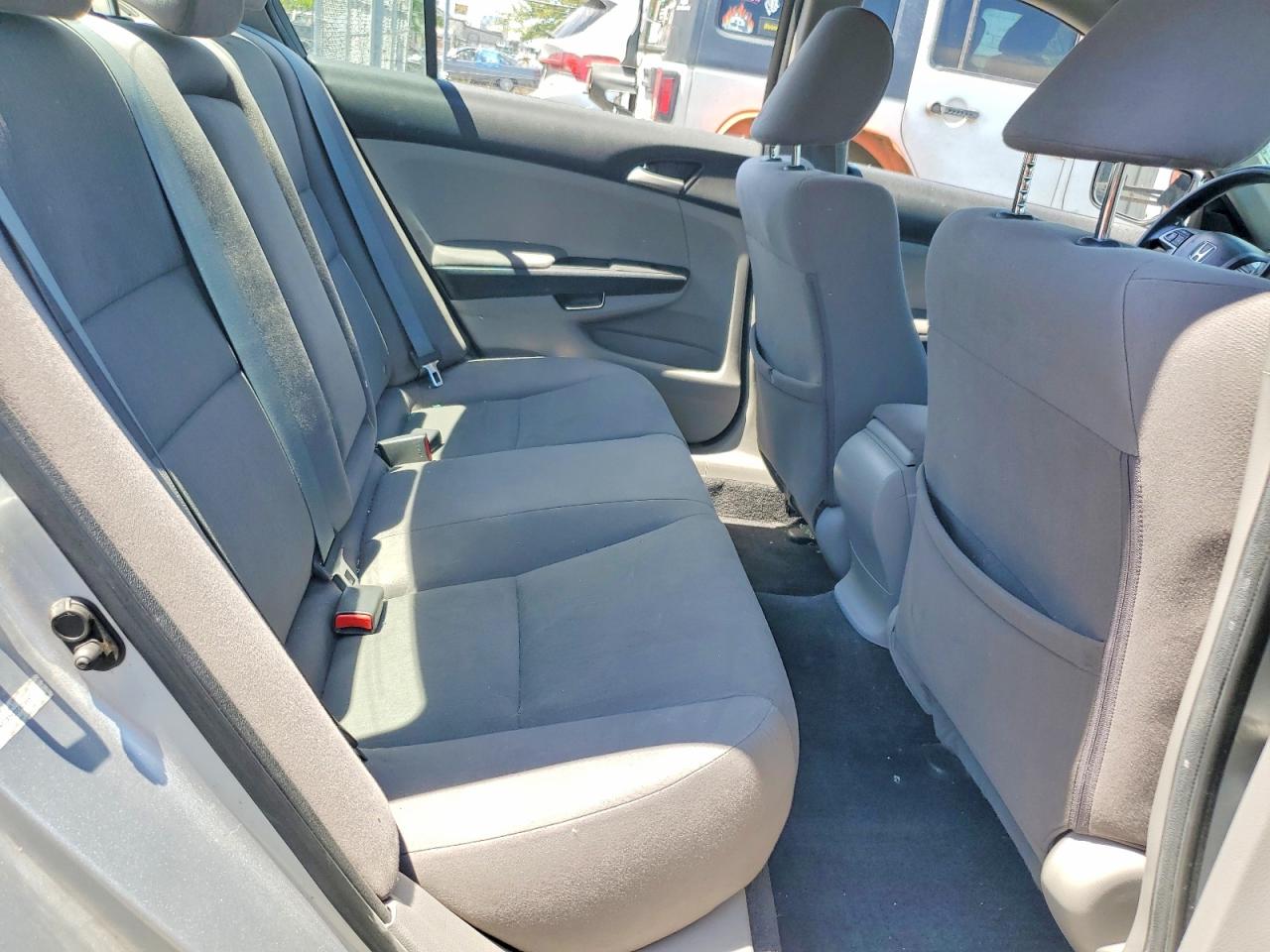 2012 Honda Accord Lx Silver vin: 1HGCP2F32CA214980