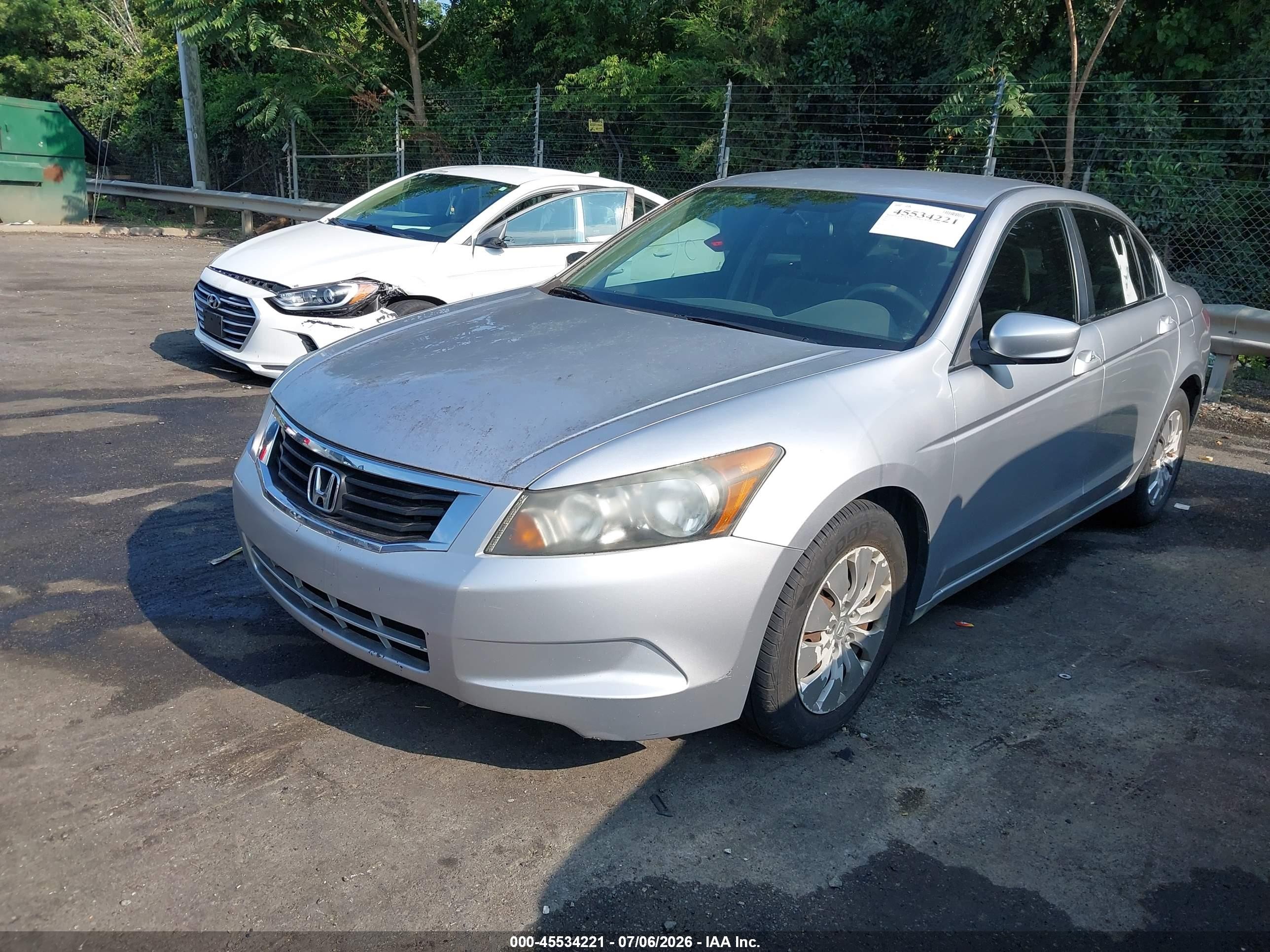 2010 Honda Accord 2.4 Lx Silver vin: 1HGCP2F33AA045260