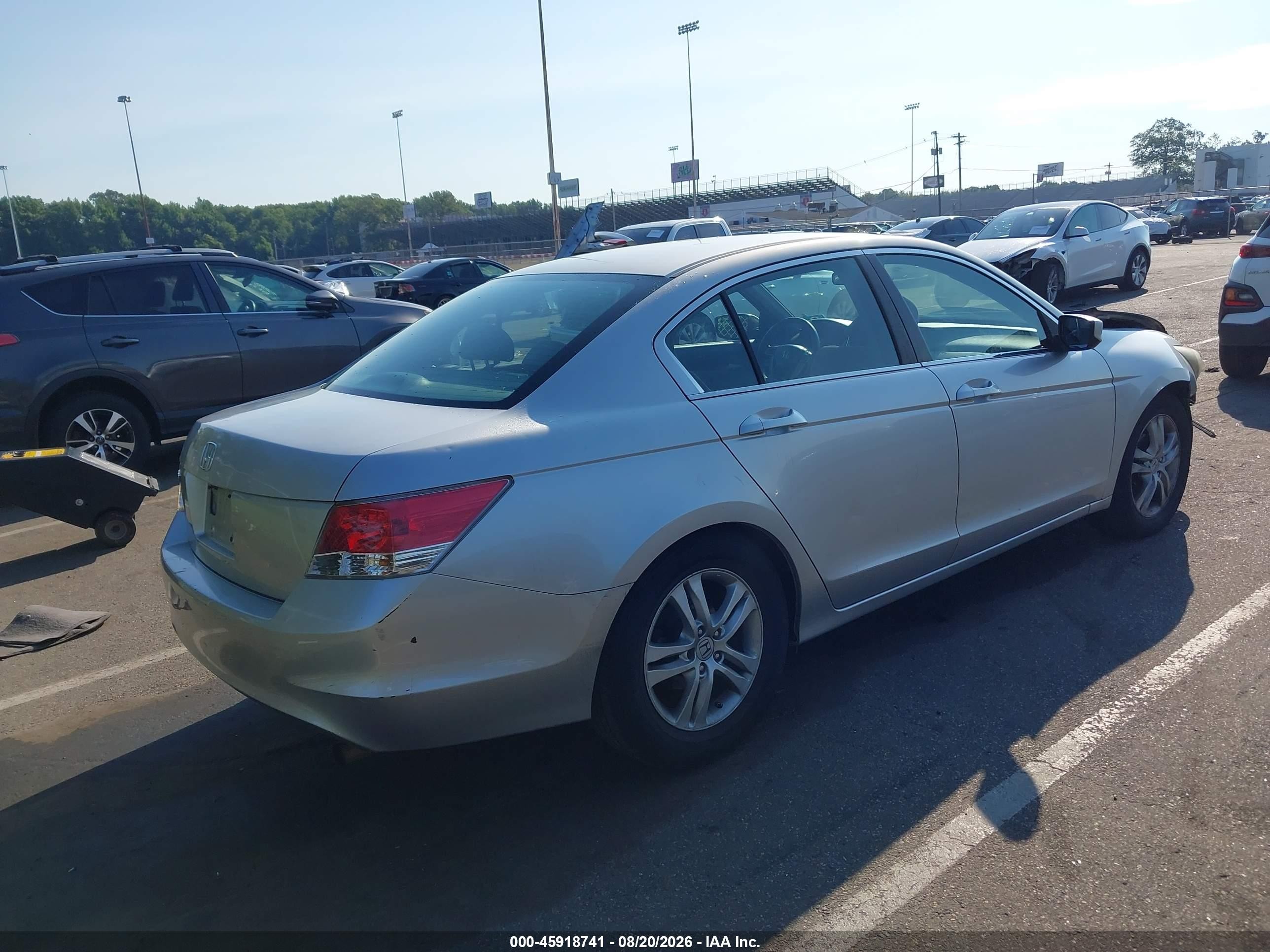 2010 Honda Accord 2.4 Lx Silver vin: 1HGCP2F33AA102461