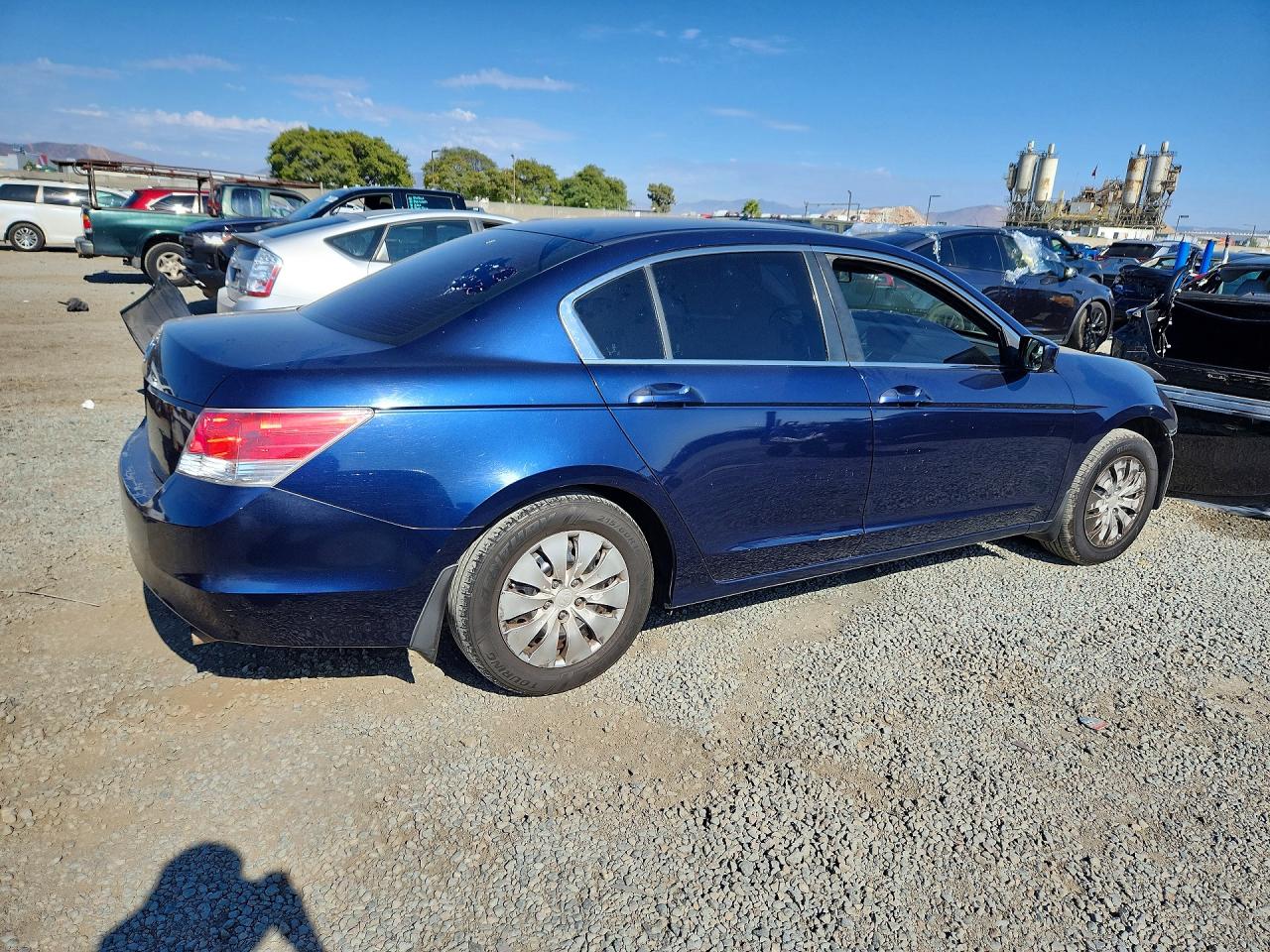2010 Honda Accord Lx Blue vin: 1HGCP2F33AA106512