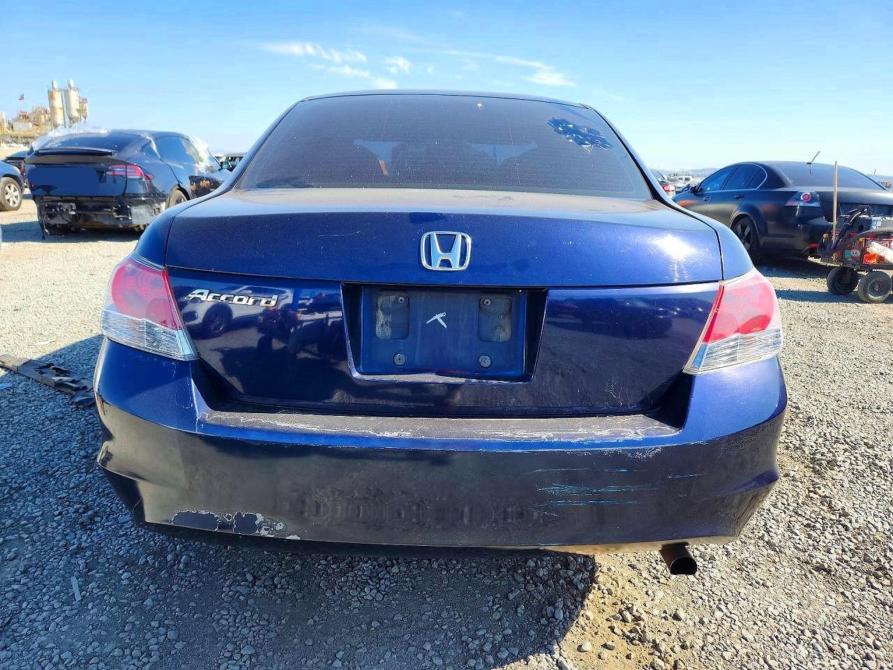 2010 Honda Accord Lx Blue vin: 1HGCP2F33AA106512