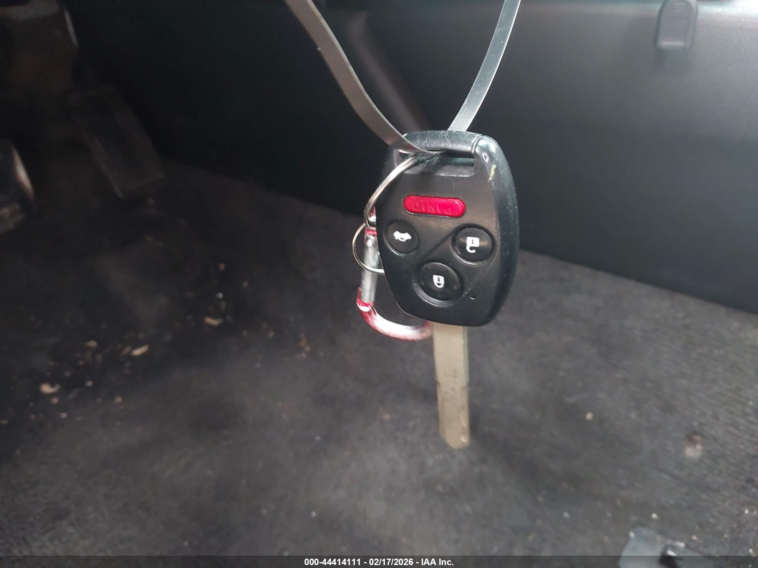 2010 Honda Accord 2.4 Lx Серебряный vin: 1HGCP2F33AA132737