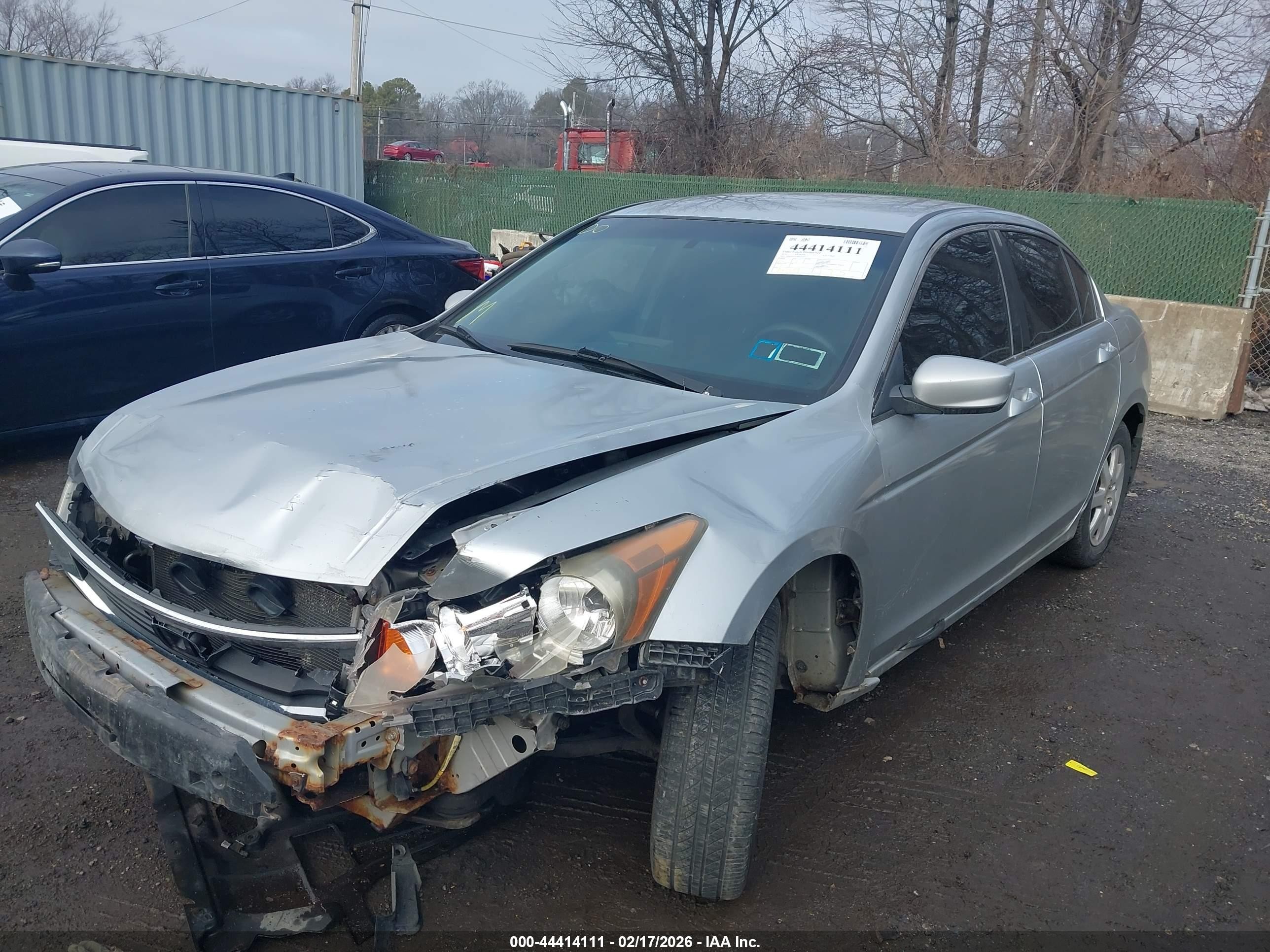 2010 Honda Accord 2.4 Lx Серебряный vin: 1HGCP2F33AA132737
