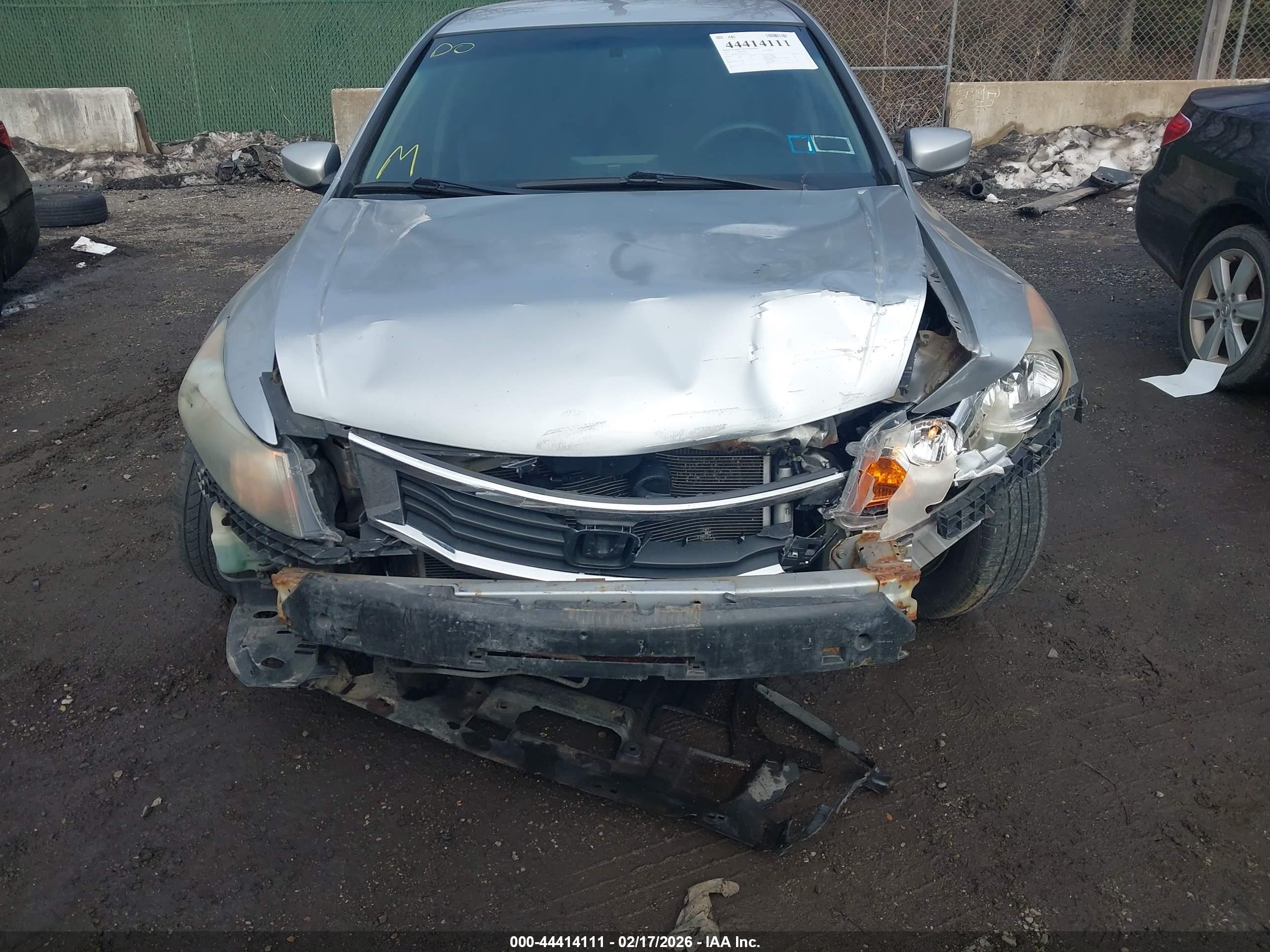 2010 Honda Accord 2.4 Lx Серебряный vin: 1HGCP2F33AA132737